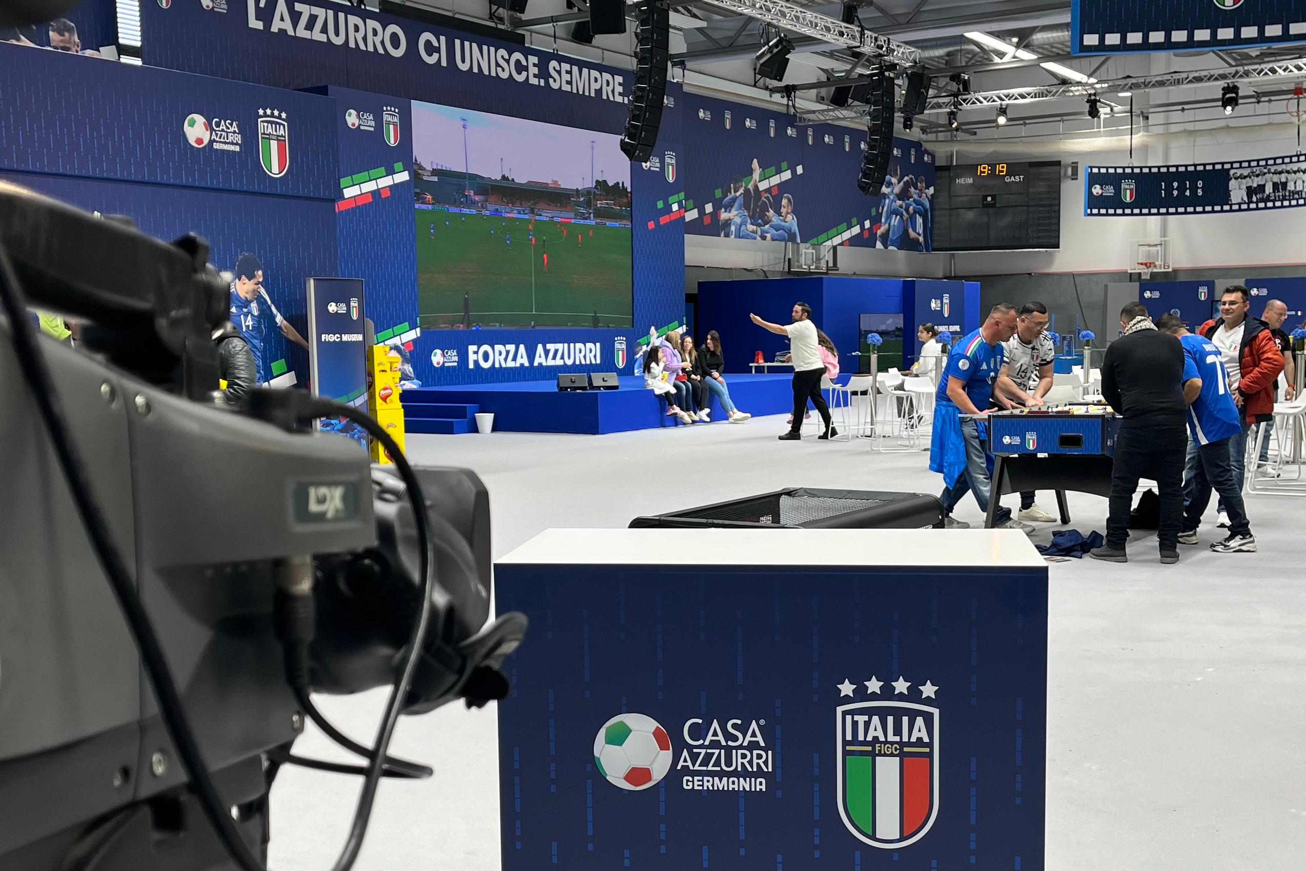 Su Vivo Azzurro TV c'è 'Casa Azzurri Germania Live', la striscia quotidiana con il racconto dell'avventura della Nazionale a EURO 2024