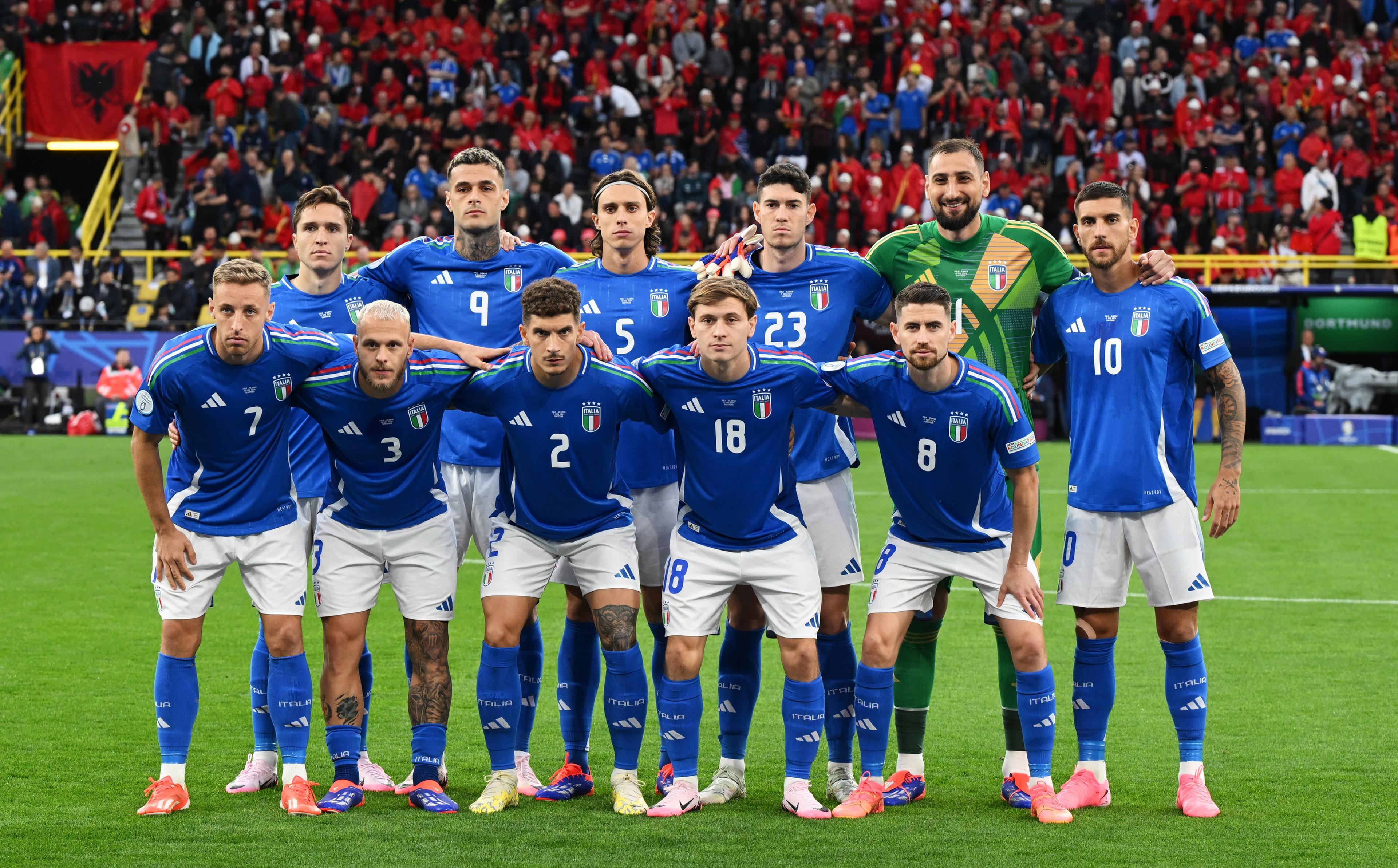 DORTMUND, GERMANY - JUNE 15: Players of Italy pose for a team photograph prior to the UEFA EURO 2024 group stage match between Italy and Albania at Football Stadium Dortmund on June 15, 2024 in Dortmund, Germany. (Photo by Claudio Villa/Getty Images for FIGC)