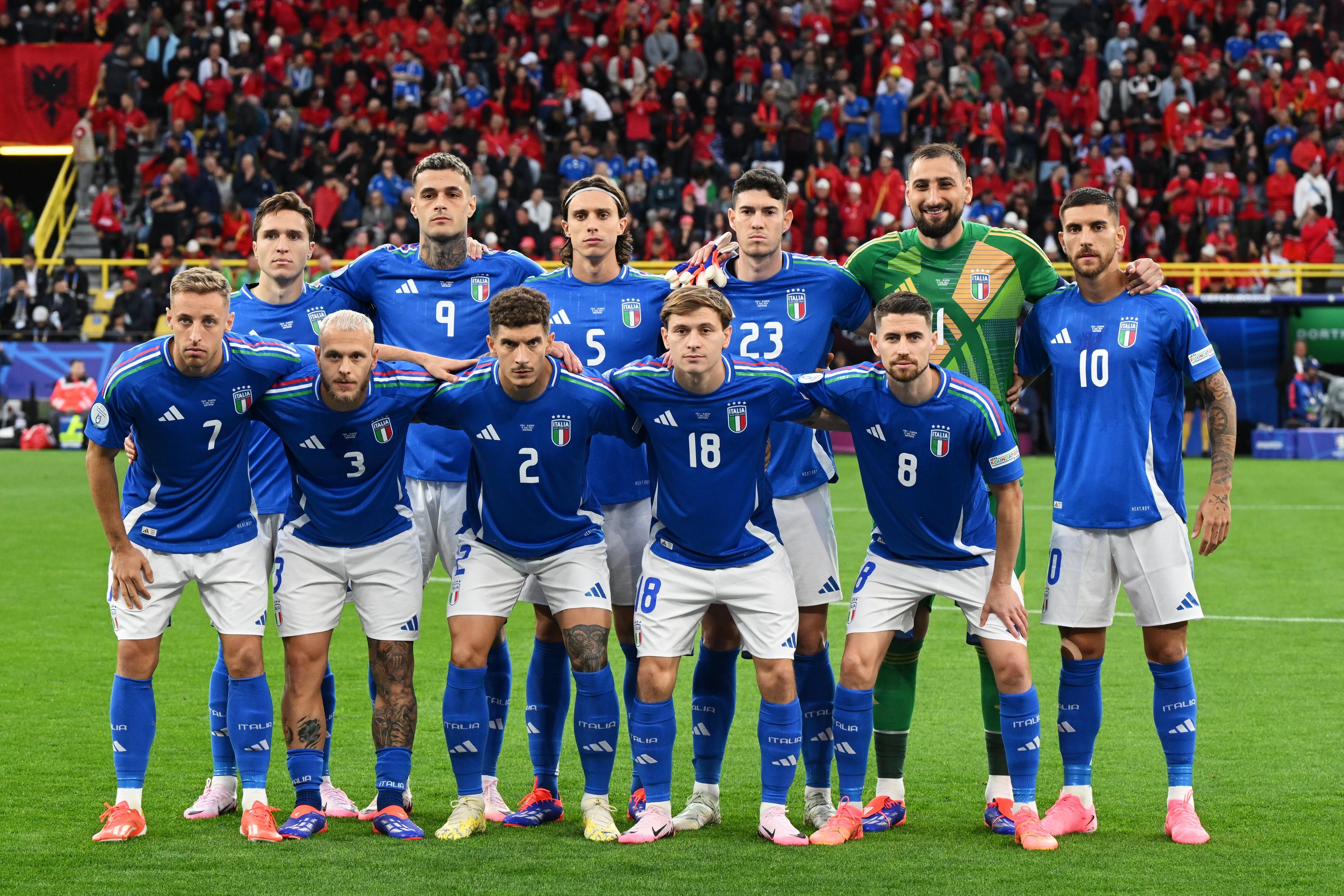 DORTMUND, GERMANY - JUNE 15: Players of Italy pose for a team photograph prior to the UEFA EURO 2024 group stage match between Italy and Albania at Football Stadium Dortmund on June 15, 2024 in Dortmund, Germany. (Photo by Claudio Villa/Getty Images for FIGC)