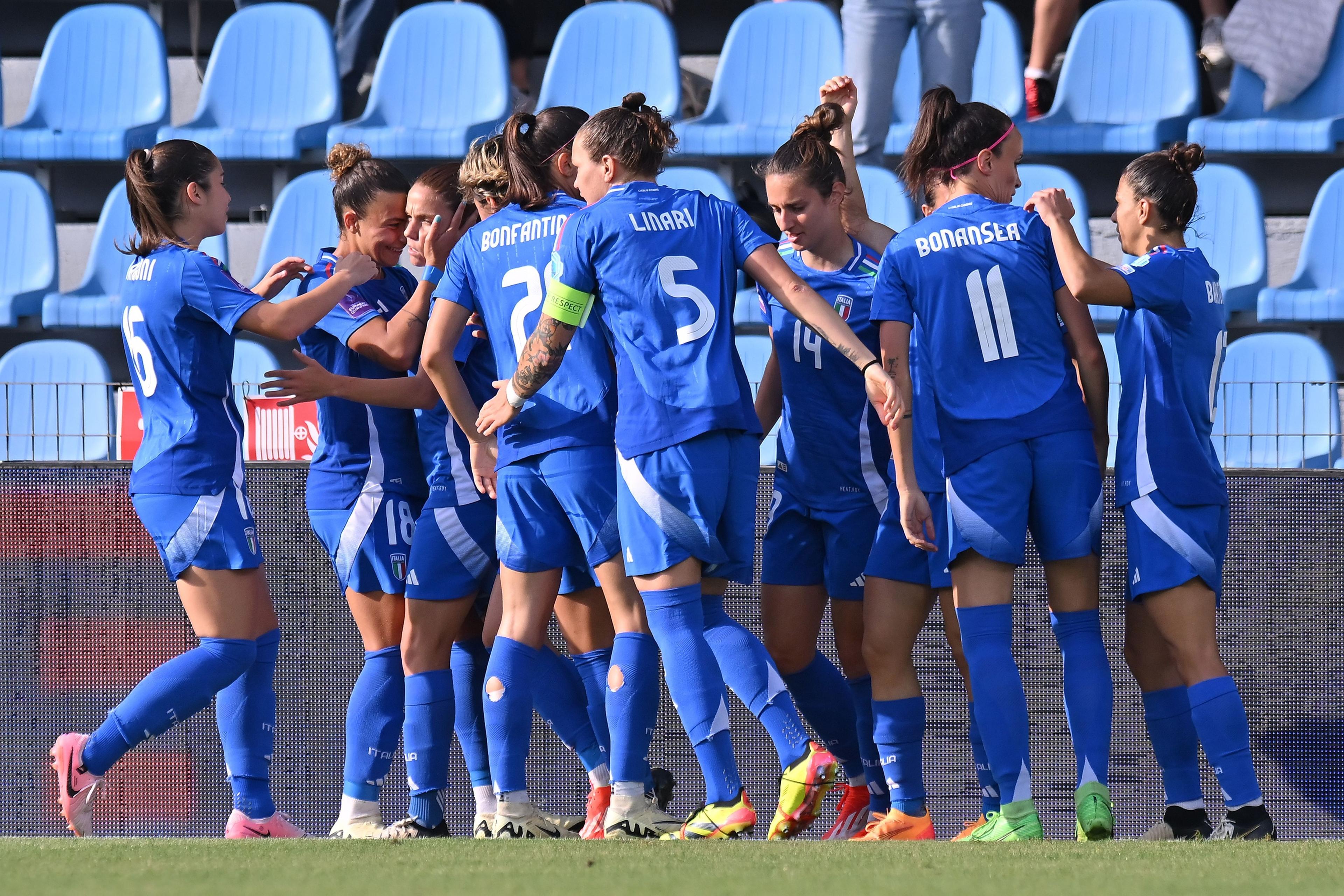 FERRARA, ITALY - JUNE 04: Manuela Giugliano of Italy celebrates after scoring the opening goal during the UEFA Women\\'s EURO 2025 Qualifier match between Italy and Norway at Stadio Paolo Mazza on June 04, 2024 in Ferrara, Italy. (Photo by Alessandro Sabattini/Getty Images)