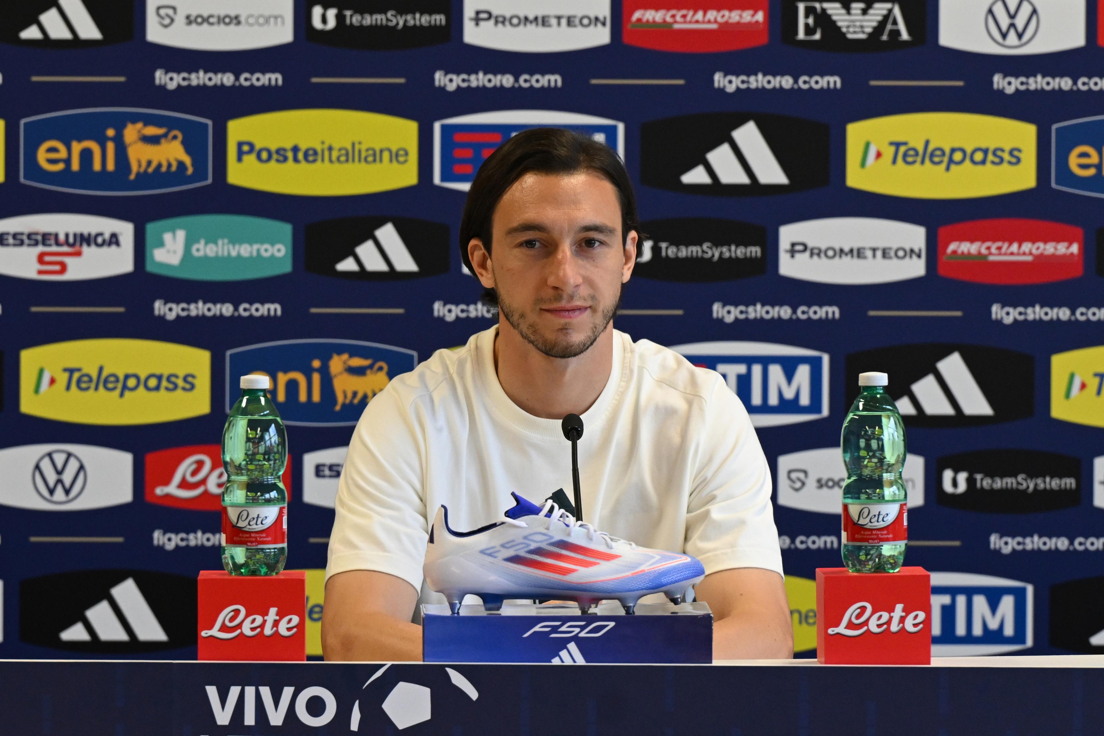 ISERLOHN, GERMANY - JUNE 22: Matteo Darmian of Italy speaks with the media during a Italy press conference at Hemberg-Stadion on June 22, 2024 in Iserlohn, Germany. (Photo by Claudio Villa/Getty Images for FIGC)
