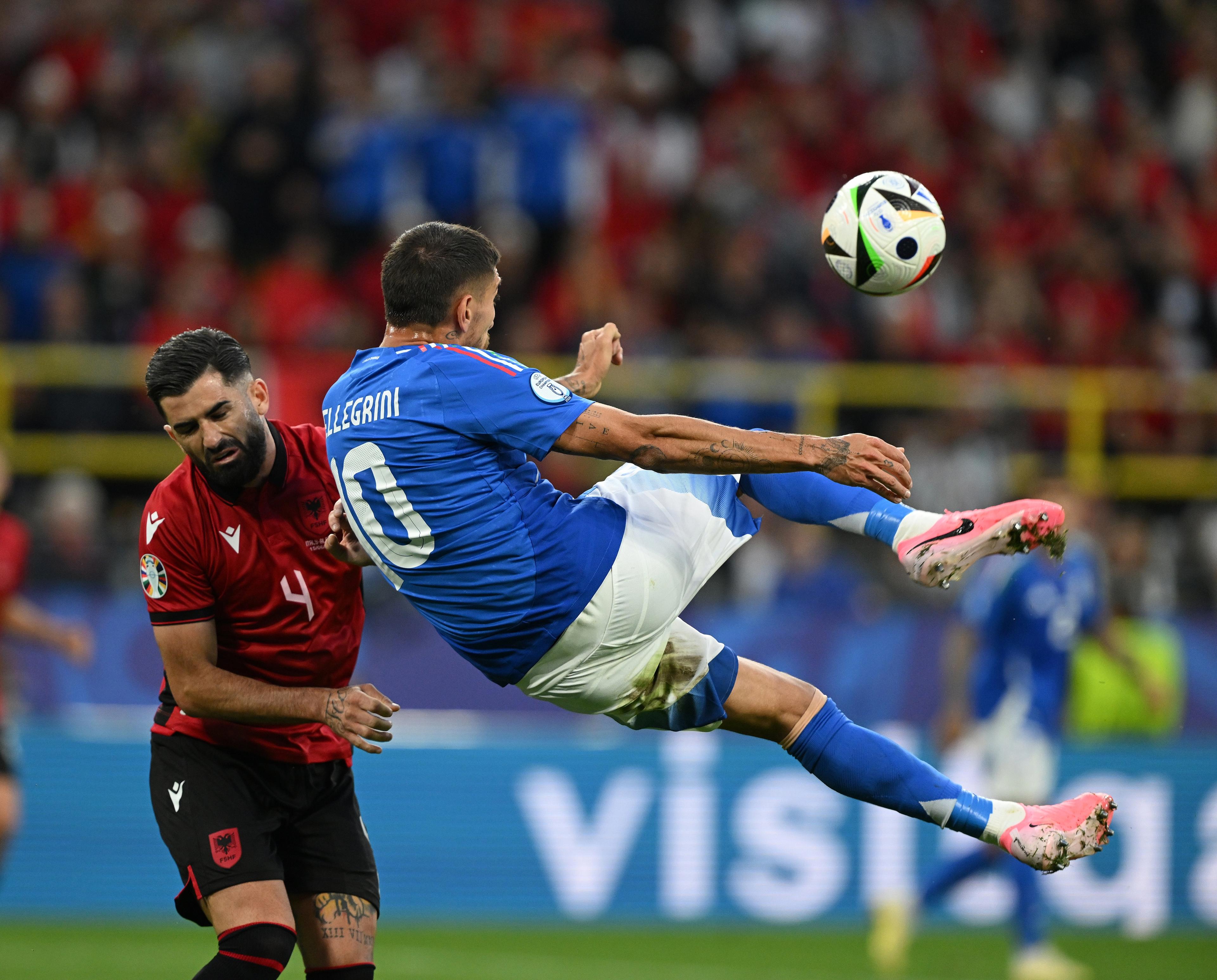 DORTMUND, GERMANY - JUNE 15: Lorenzo Pellegrini of Italy in action during the UEFA EURO 2024 group stage match between Italy and Albania at Football Stadium Dortmund on June 15, 2024 in Dortmund, Germany. (Photo by Claudio Villa/Getty Images for FIGC)
