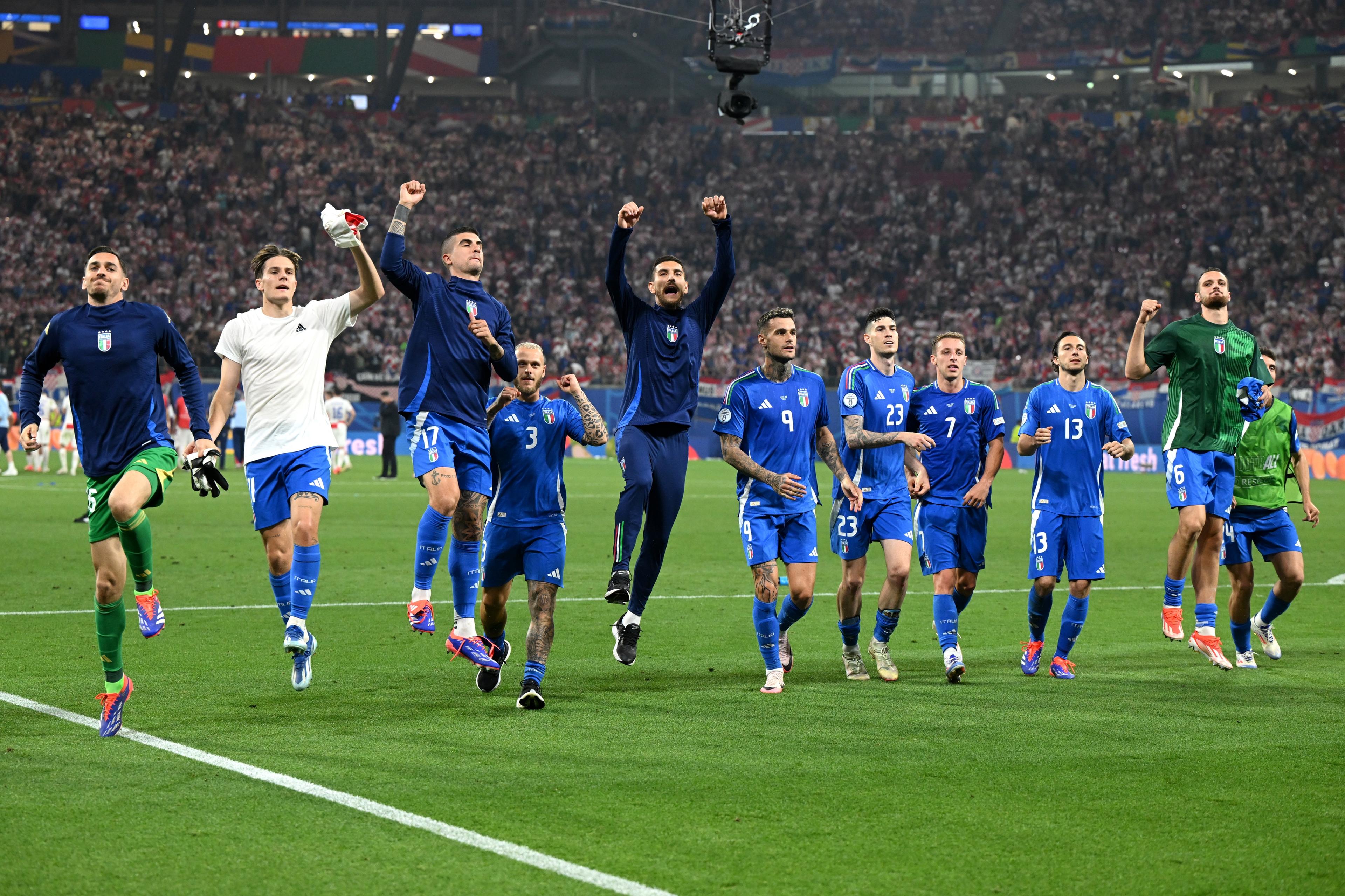 Ascolti tv: Croazia-Italia per 16 milioni di italiani tra Rai 1 e Sky. Il gol di Zaccagni infiamma la passione dei tifosi Azzurri