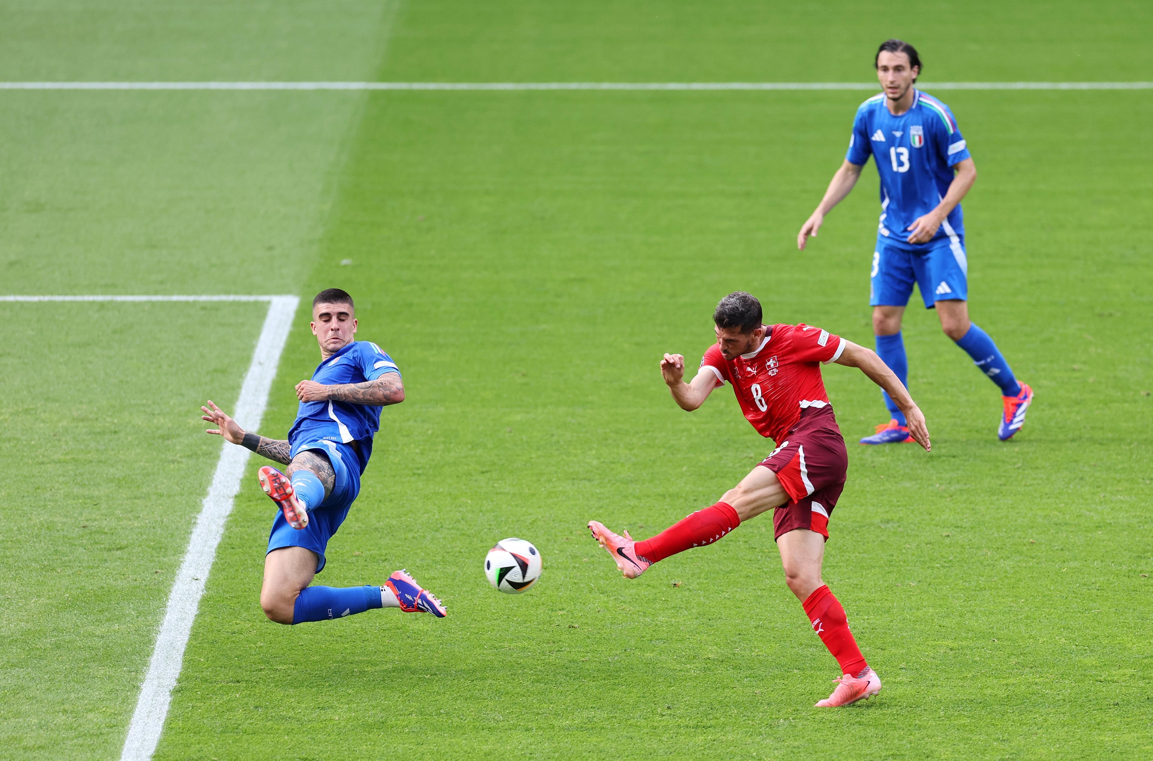 BERLIN, GERMANY - JUNE 29: Remo Freuler of Switzerland scores his team's first goal during the UEFA EURO 2024 round of 16 match between Switzerland and Italy at Olympiastadion on June 29, 2024 in Berlin, Germany. (Photo by Boris Streubel - UEFA/UEFA via Getty Images)