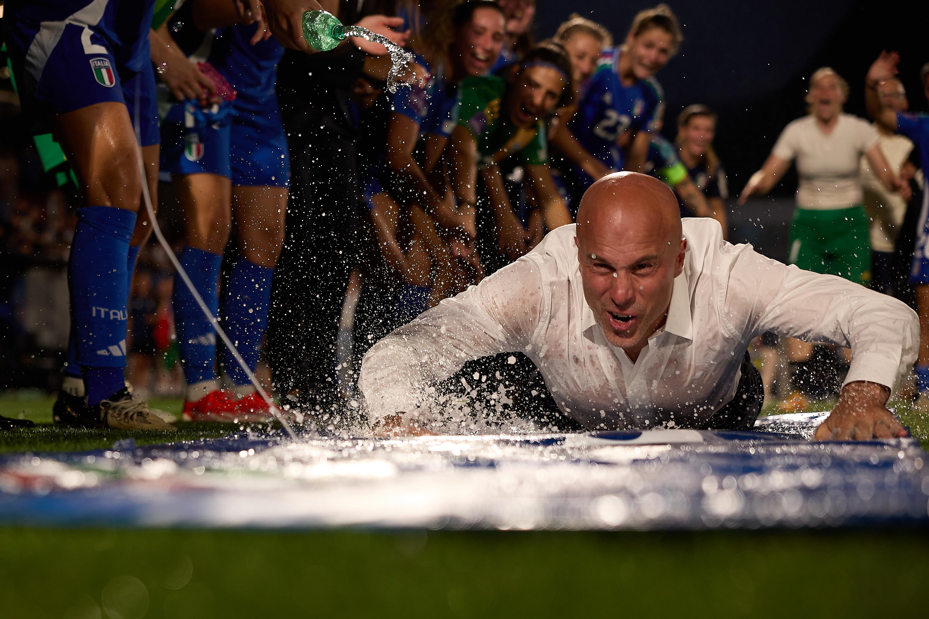 BOLZANO, ITALY - JULY 16: Andrea Soncin Head Coach of Italy celebrates during the Women's EURO 2025 European Qualifiers match between Italy and Finland at Stadio Druso on July 16, 2024 in Bolzano, Italy. (Photo by Emmanuele Ciancaglini/Getty Images)
