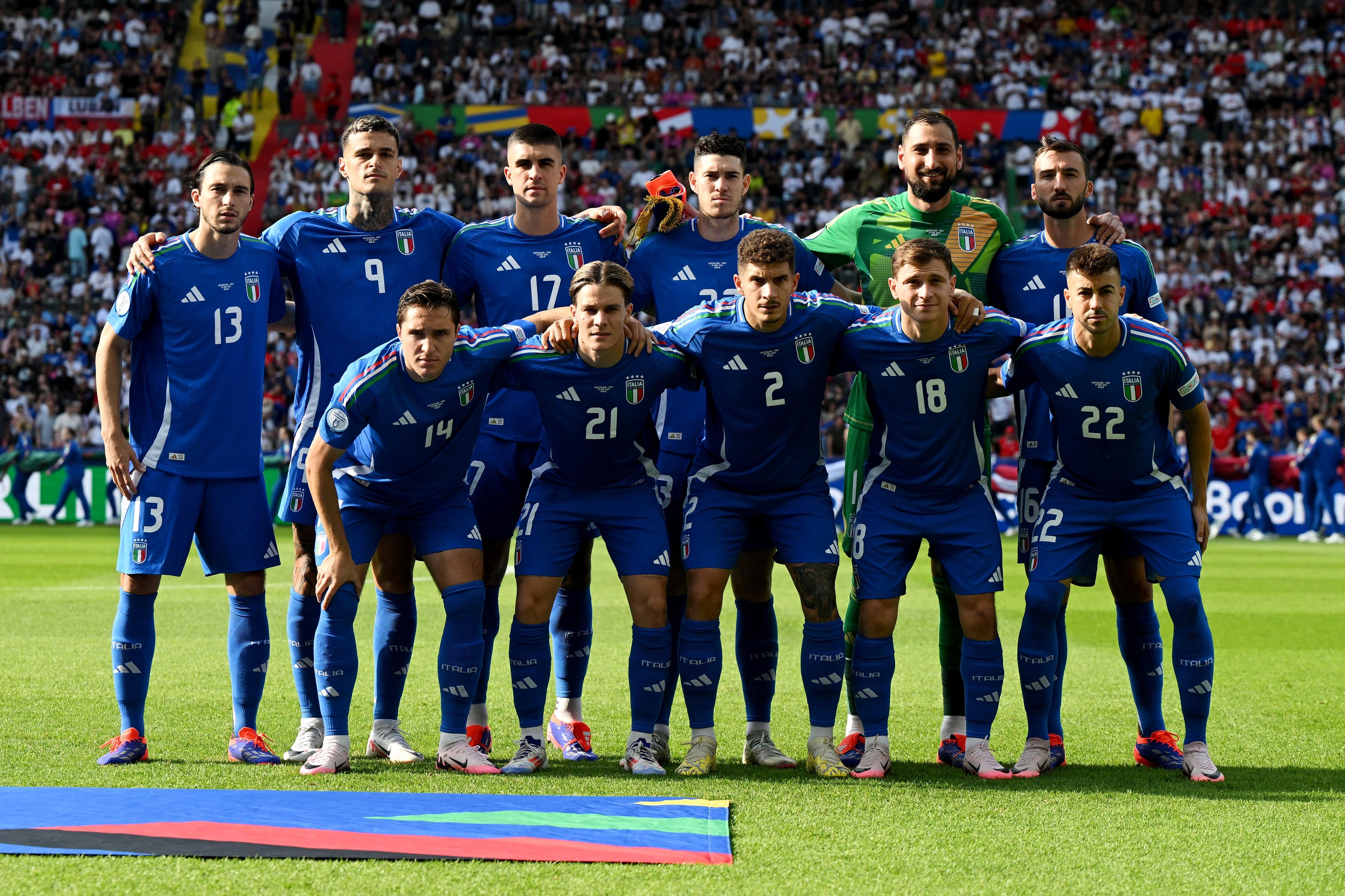 BERLIN, GERMANY - JUNE 29: Italy players pose for a team photograph prior to the UEFA EURO 2024 round of 16 match between Switzerland and Italy at Olympiastadion on June 29, 2024 in Berlin, Germany. (Photo by Claudio Villa/Getty Images for FIGC)