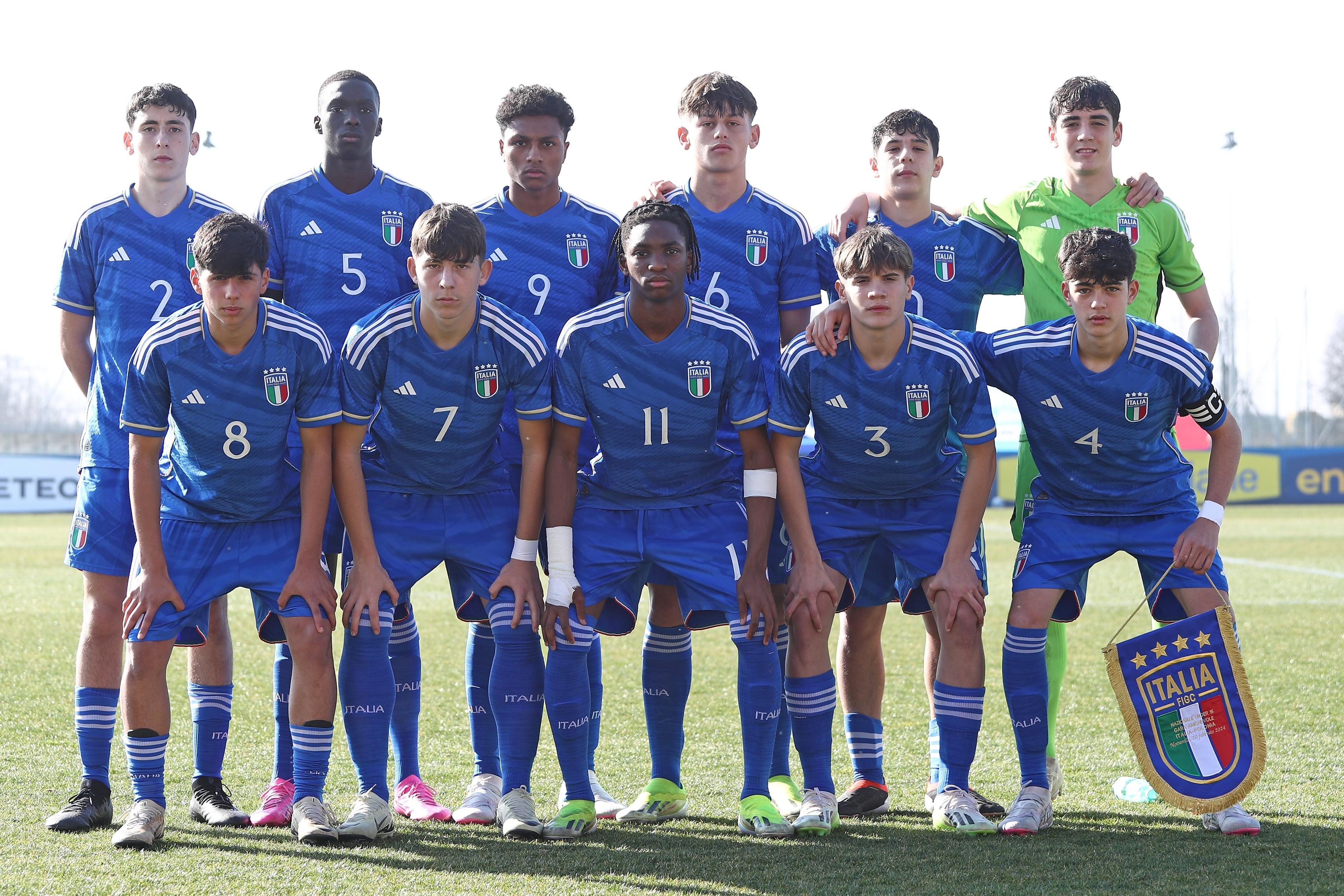 NOVARA, ITALY - FEBRUARY 20: Italy team line up before the international friendly match between Italy U15 and Poland U15 at Novarello Training Center on February 20, 2024 in Novara, Italy. (Photo by Marco Luzzani/Getty Images)