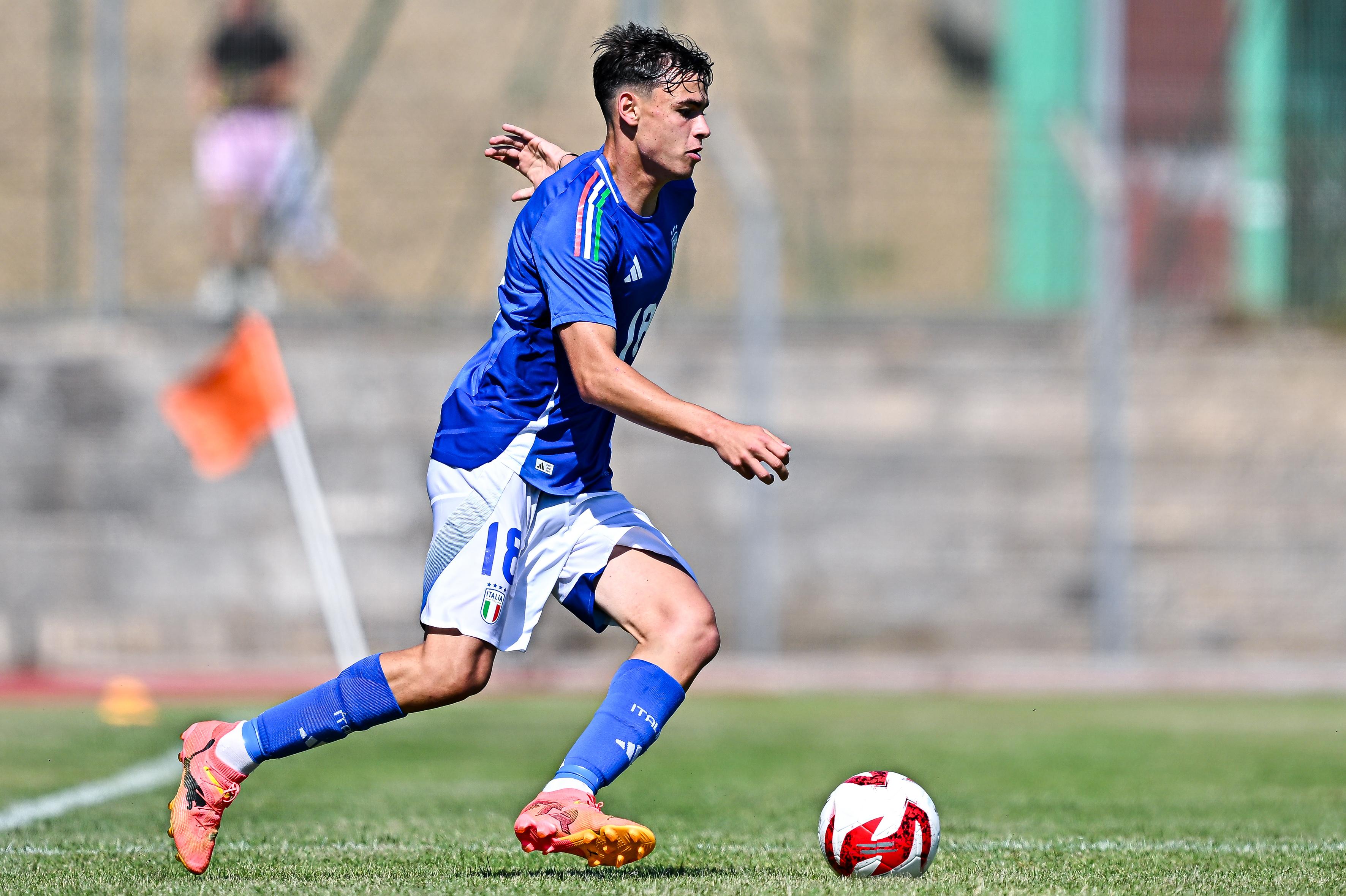 VITROLLES, FRANCE - JUNE 4: Niccolò Pisilli of Italy U21 is seen in action during the 50th Tournoi Maurice Revello match between Italy U21 and Japan U21 at Stade Jules Ladoumègue on June 4, 2024 in Vitrolles, France. (Photo by Simone Arveda/Getty Images)