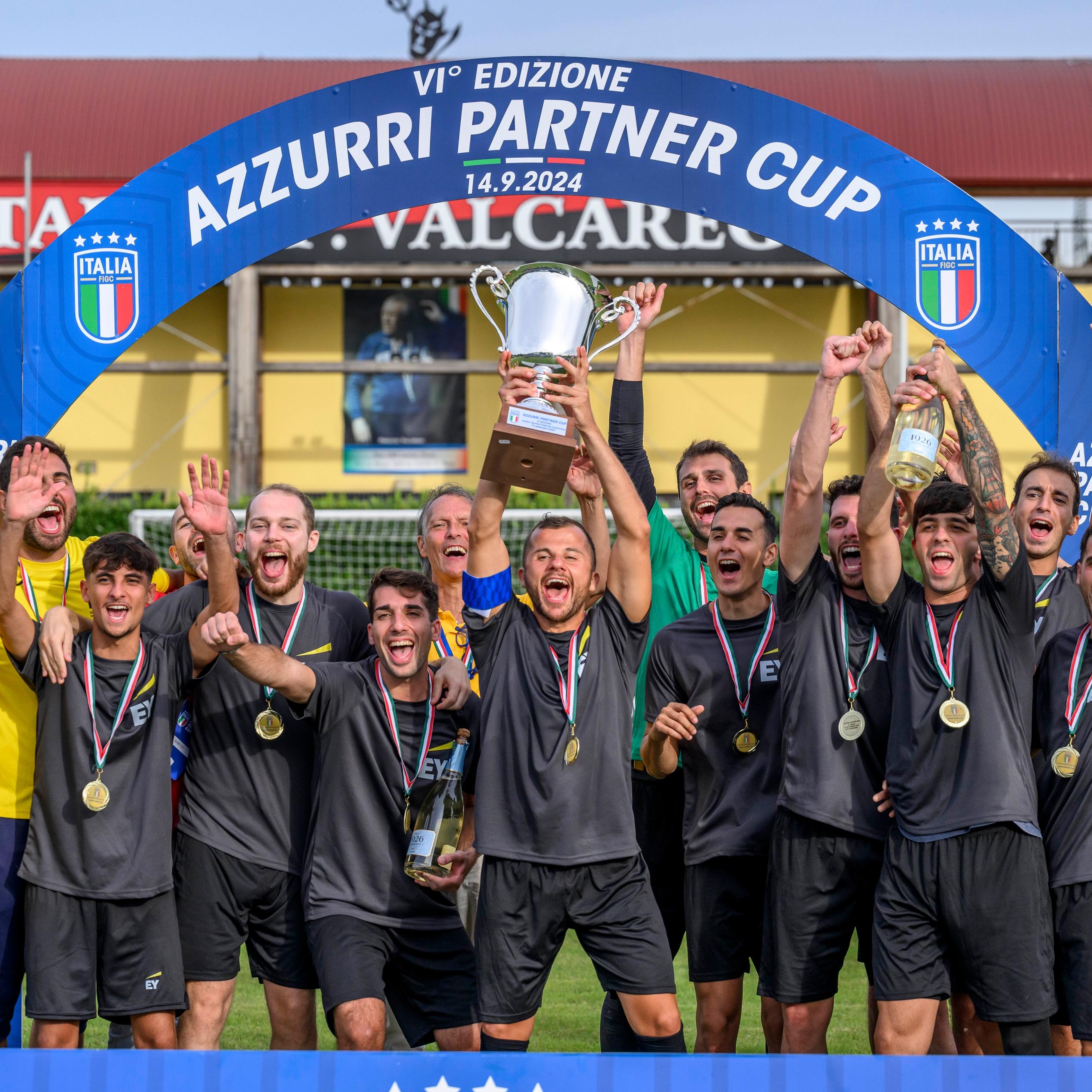 EY, e sono tre! Batte in finale Volkswagen e vince la Azzurri Partner Cup per il terzo anno di fila