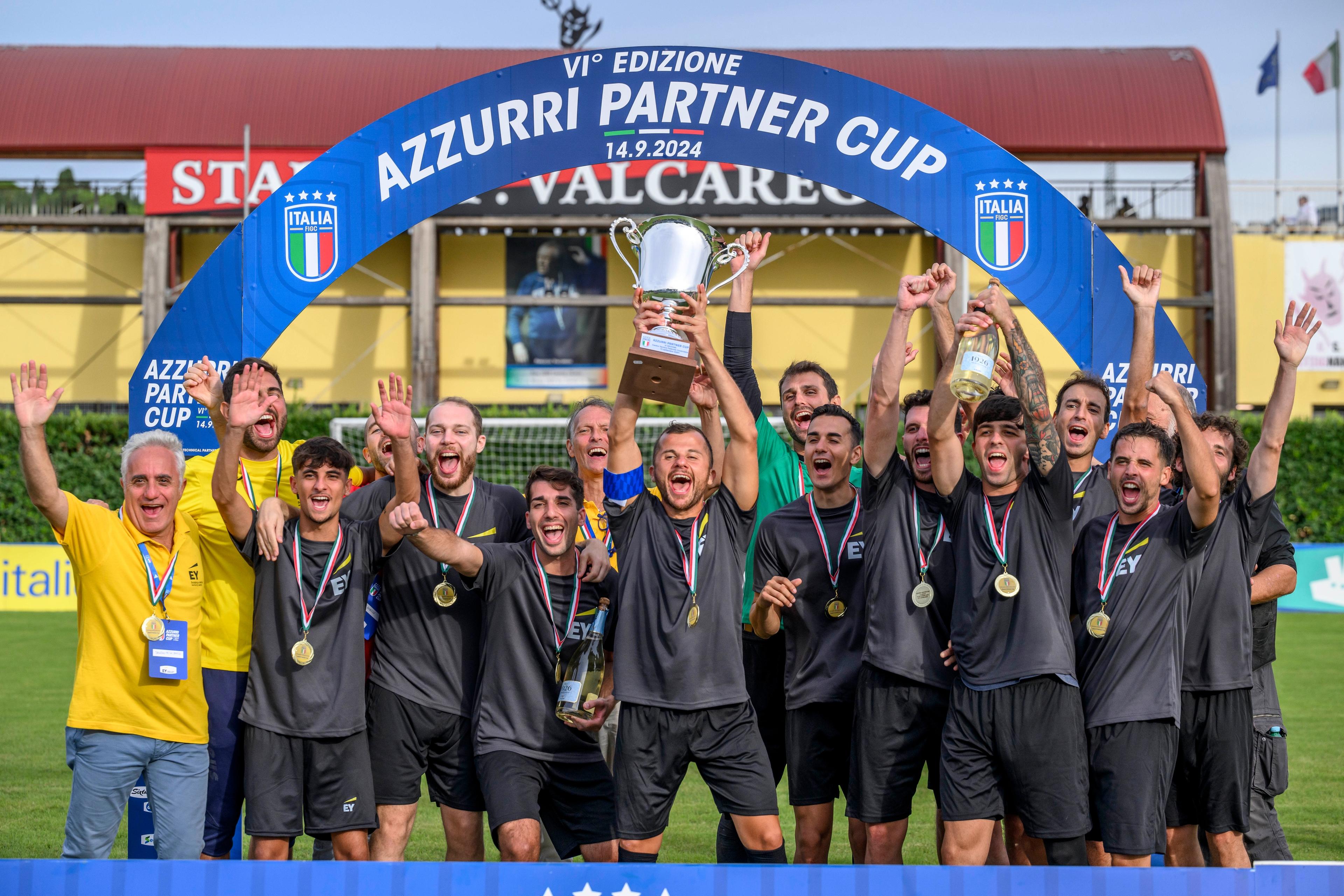 EY, e sono tre! Batte in finale Volkswagen e vince la Azzurri Partner Cup per il terzo anno di fila