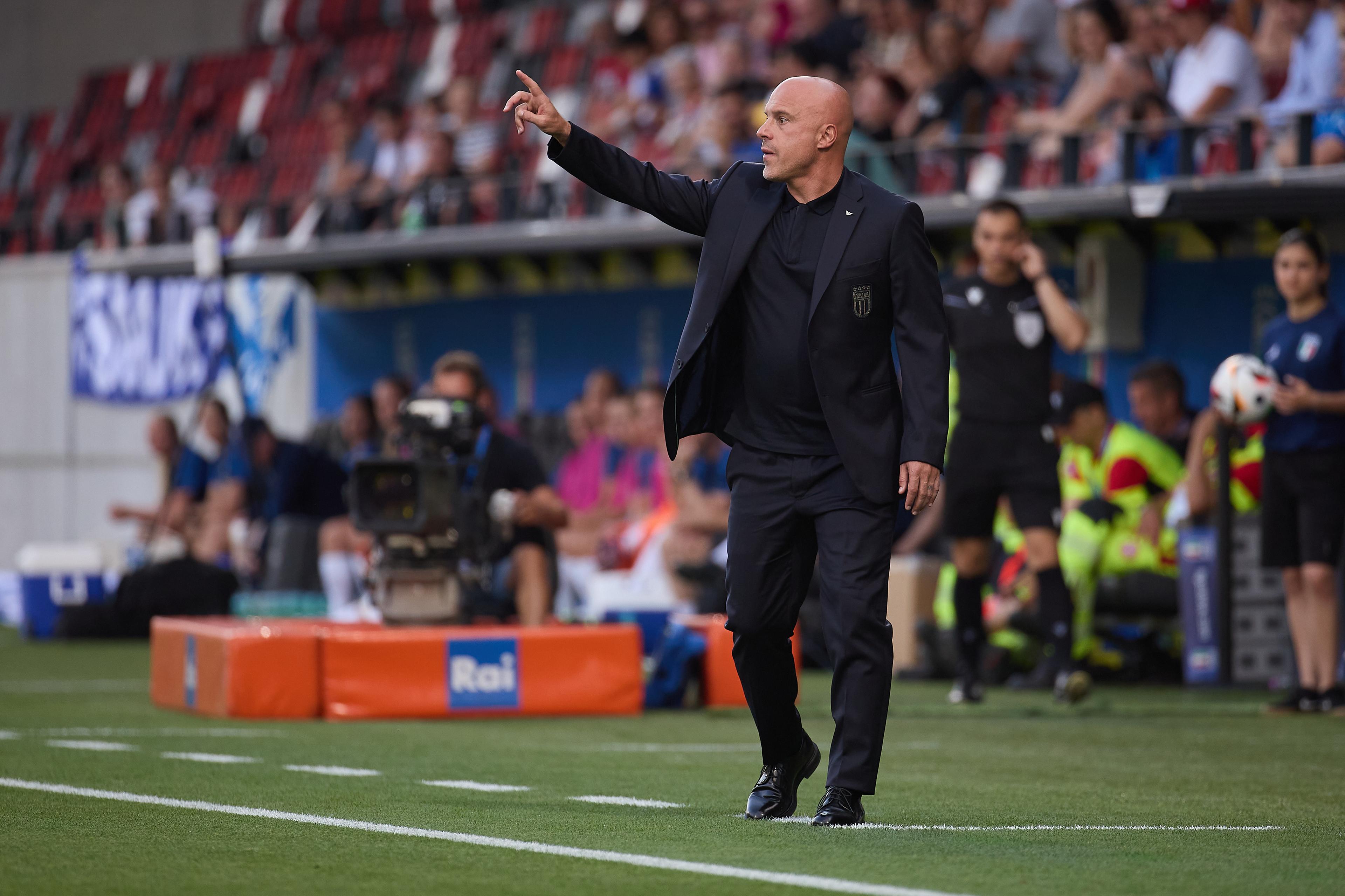 BOLZANO, ITALY - JULY 16: Andrea Soncin Head Coach of Italy gestures during the Women\\'s EURO 2025 European Qualifiers match between Italy and Finland at Stadio Druso on July 16, 2024 in Bolzano, Italy. (Photo by Emmanuele Ciancaglini/Getty Images)