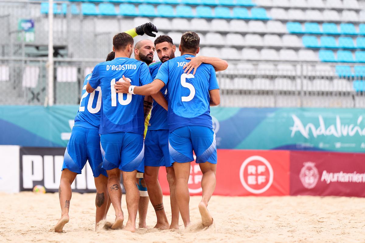 CADIZ, SPAIN - OCTOBER 09: FIFA Beach Soccer World Cup 2025 - European Qualifier Andaluc\\u00EDa at Playa de La Victoria on October 09, 2024 in Cadiz, Spain. (Photo by Manuel Queimadelos/Quality Sport Images)