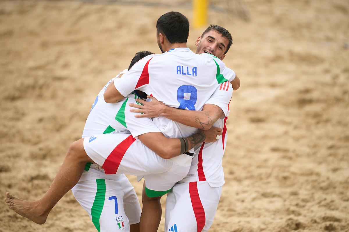 CADIZ, SPAIN - OCTOBER 11: FIFA Beach Soccer World Cup 2025 - European Qualifier Andalucía at Playa de La Victoria on October 11, 2024 in Cadiz, Spain. (Photo by Manuel Queimadelos/Quality Sport Images)