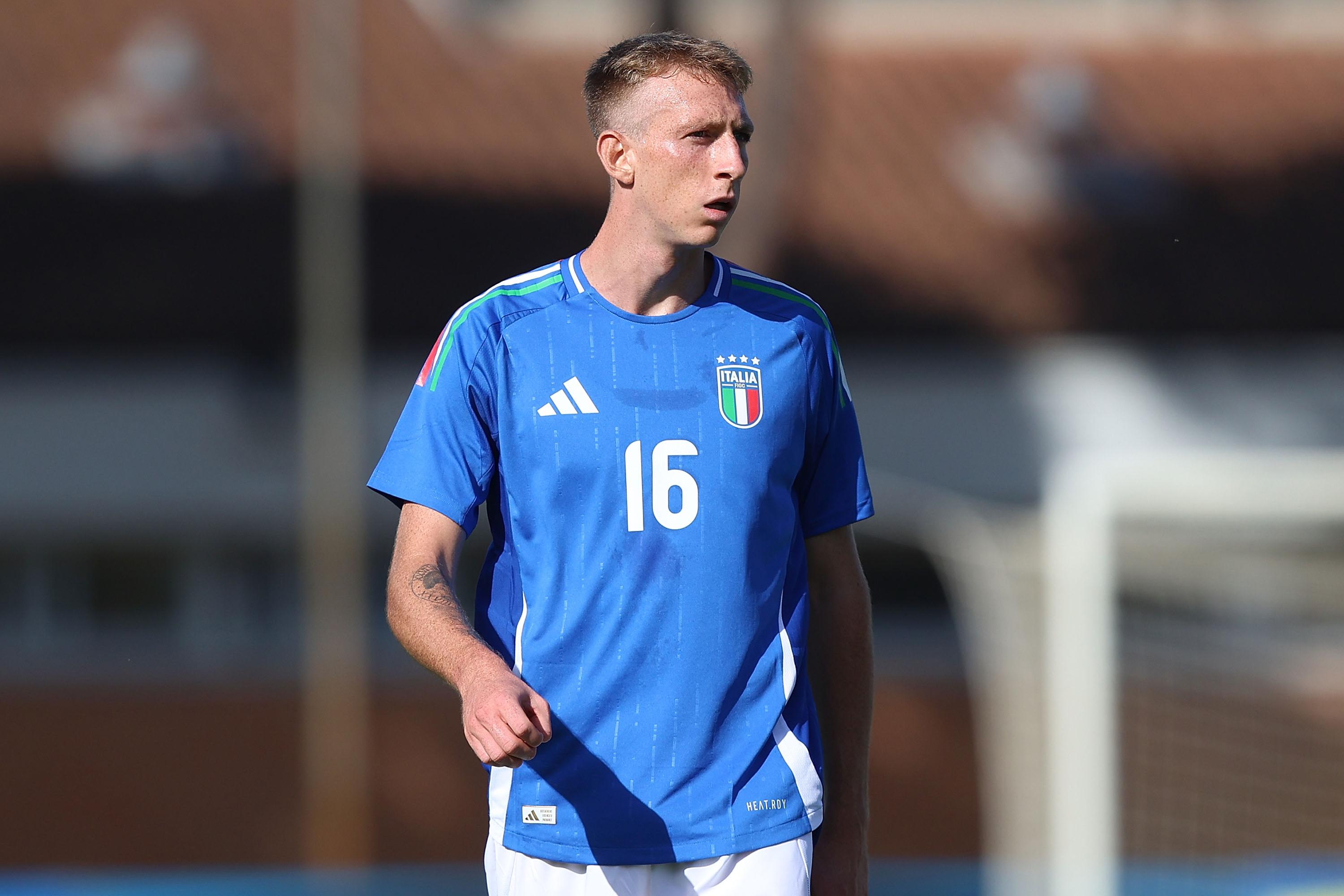 TIRRENIA, ITALY - OCTOBER 10: Nicolo\\' Bertola of Italy U21 looks on during the Friendly match between Italy U21 and Livorno at Centro di Preparazione Olimpica on October 10, 2024 in Tirrenia, Italy.  (Photo by Gabriele Maltinti - FIGC/FIGC via Getty Images)\\r2:1 *** Local Caption *** Nicolo\\' Bertola