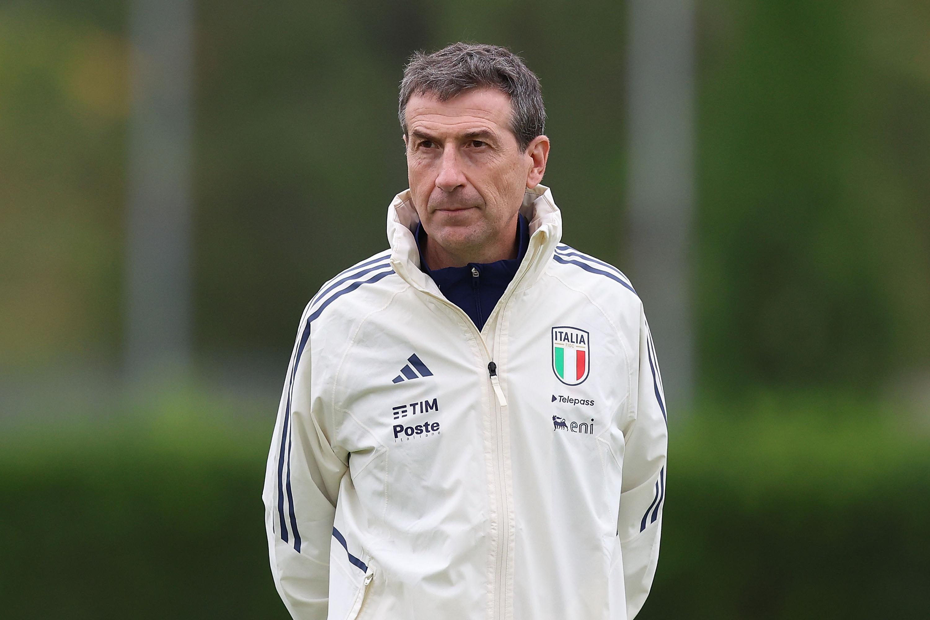 FLORENCE, ITALY - SEPTEMBER 17: Marco Scarpa manager of Italy U16 looks on during the friendly match between Italy U16 and Spain U16 at Centro Tecnico Federale di Coverciano on September 17, 2024 in Florence, Italy. (Photo by Gabriele Maltinti/Getty Images) *** Local Caption *** Marco Scarpa