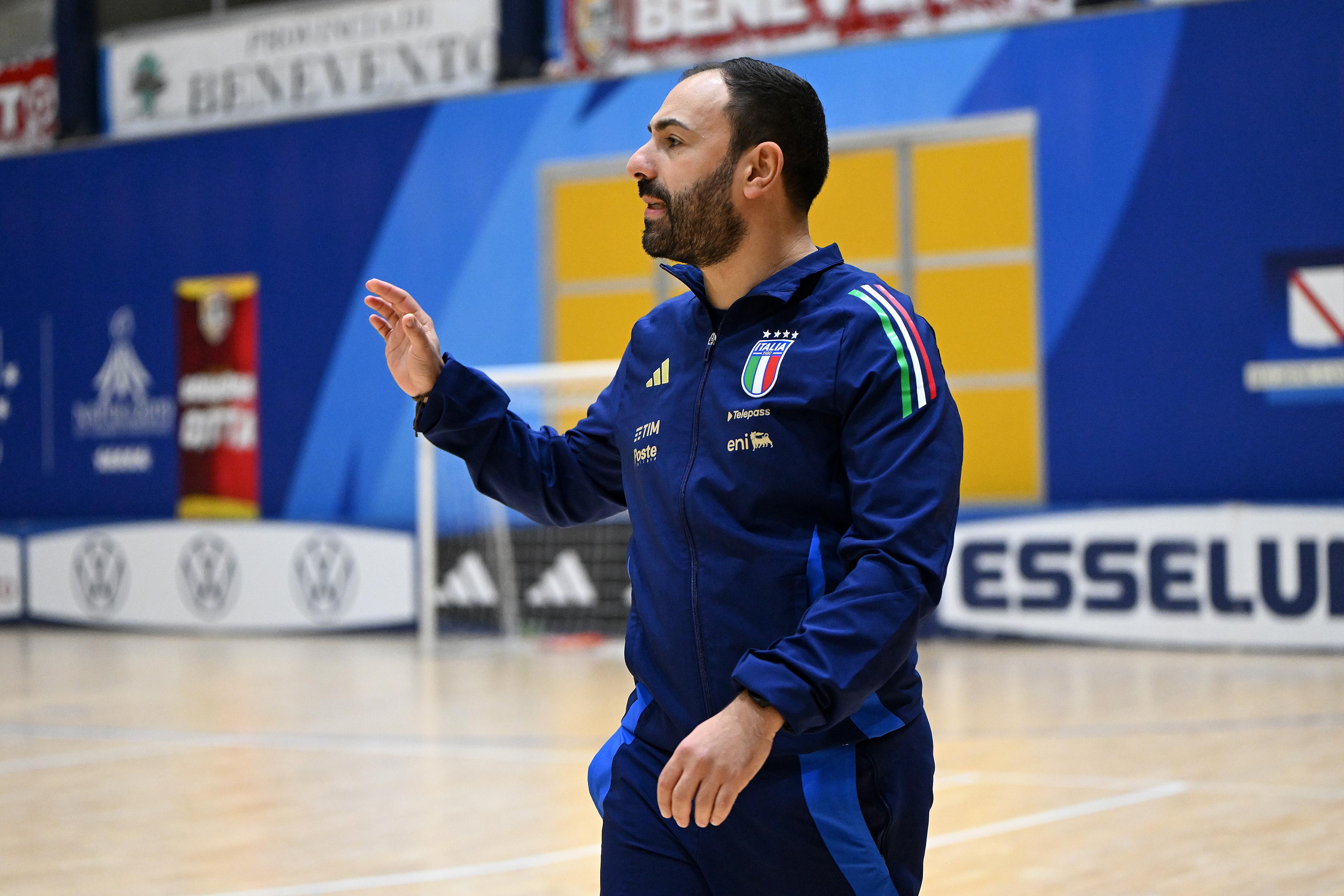 BENEVENTO, ITALY - DECEMBER 17: Salvatore Samperi Italy head coach during the Futsal Friendly match between Italy and Lithuania on December 17, 2024 in Benevento, Italy. (Photo by FIGC/FIGC via Getty Images)