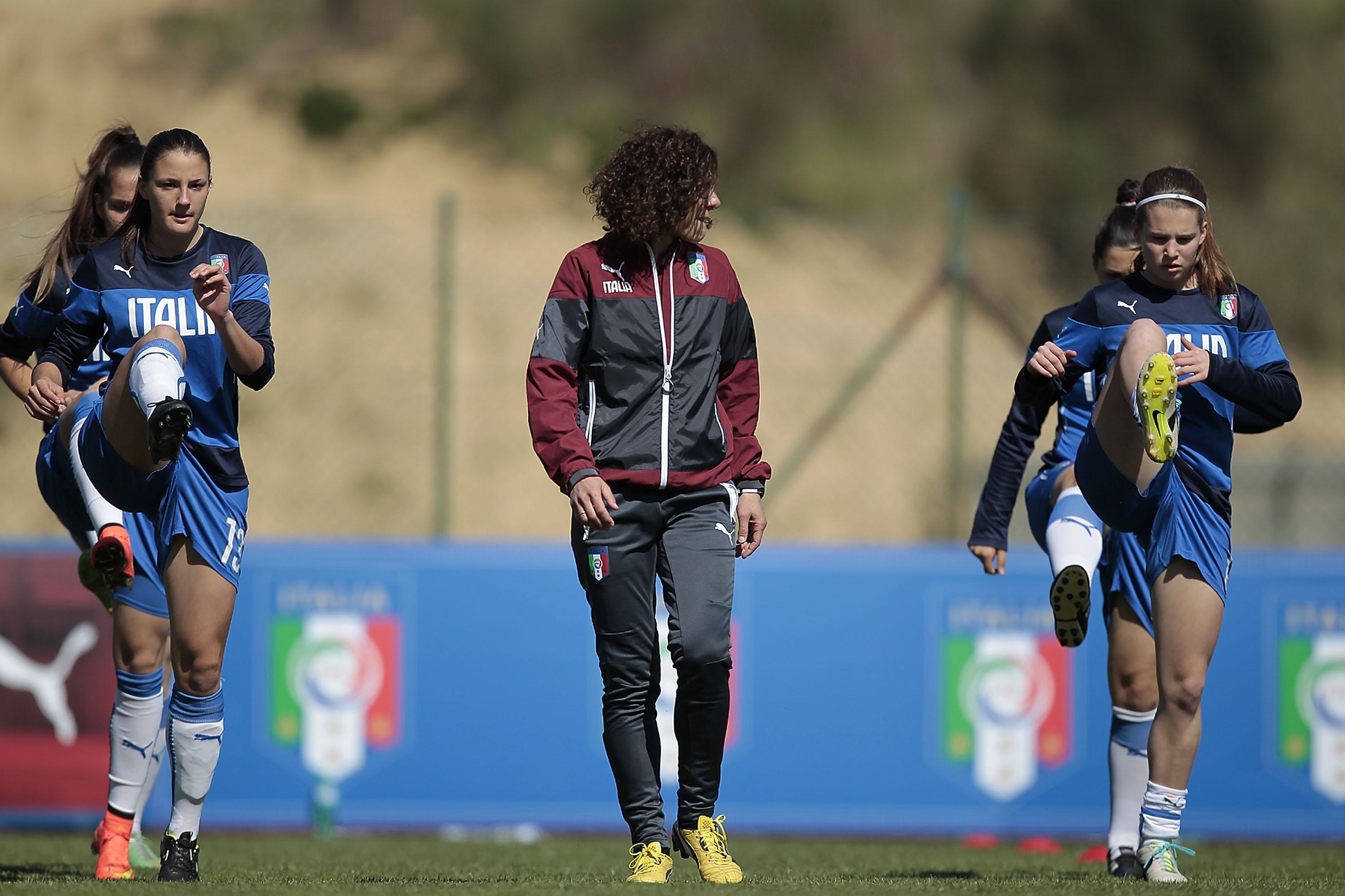 MONTEPULCIANO, ITALY - APRIL 09: Rita Guarino (C) sendo manager of Italy U17 women\\'s during the UEFA Under17 Women\\'s Elite Round match between Italy and Czech Republic at Stadio B. Bonelli on April 9, 2015 in Montepulciano, Italy.  (Photo by Gabriele Maltinti/Getty Images)