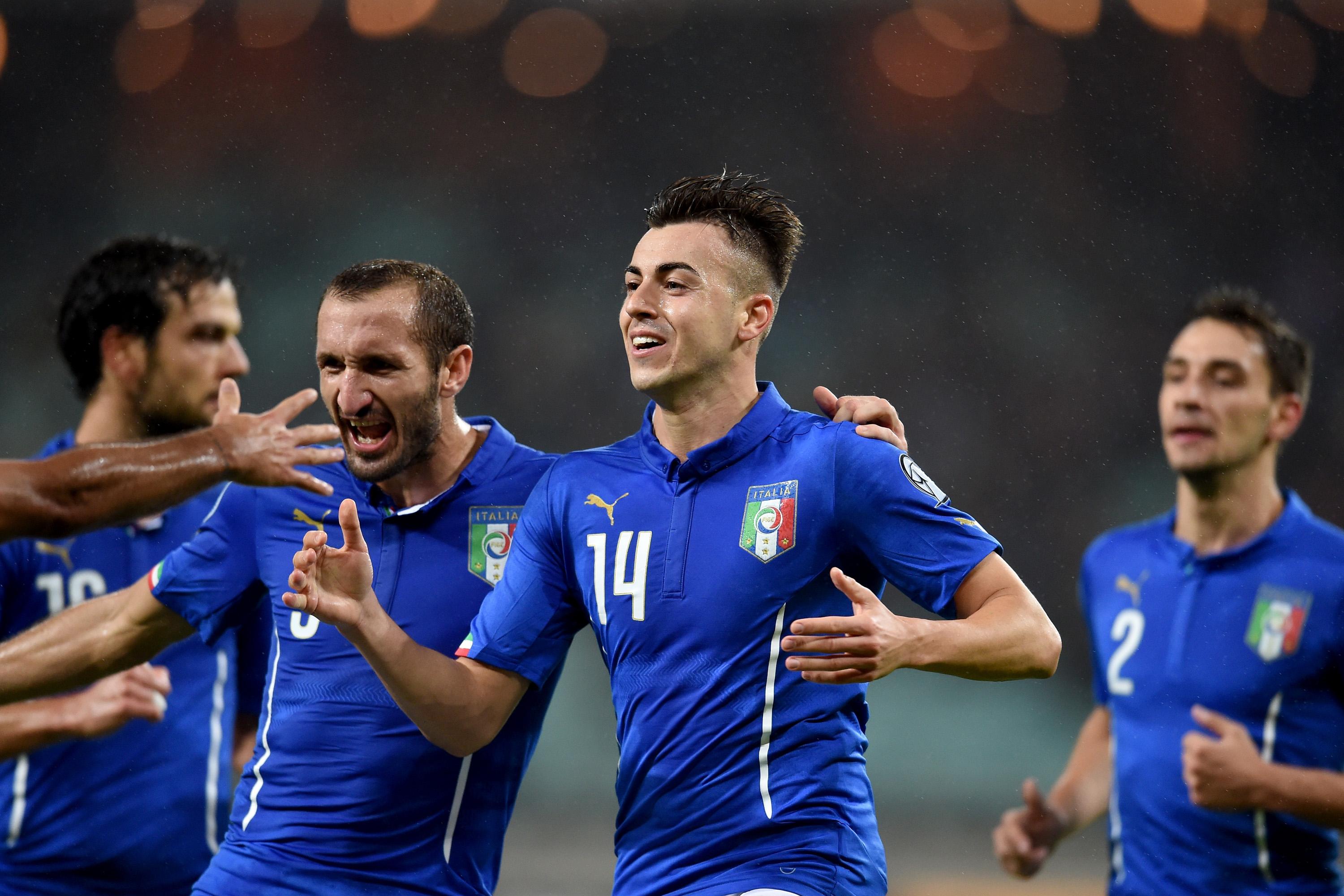 BAKU, AZERBAIJAN - OCTOBER 10: El Shaarawy of Italy #14 celebrates after scoring the second goal during the UEFA Euro 2016 qualifying football match between Azerbaijan and Italy at Olympic Stadium on October 10, 2015 in Baku, Azerbaijan. (Photo by Claudio Villa/Getty Images)