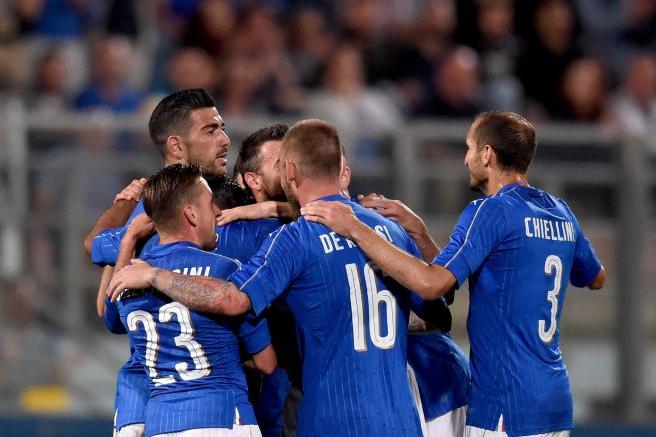 MALTA, MALTA - MAY 29:  Graziano Pelle of Italy (C) celebrates after scoring the opening goalduring the international friendly between Italy and Scotland on May 29, 2016 in Malta, Malta.  (Photo by Claudio Villa/Getty Images)