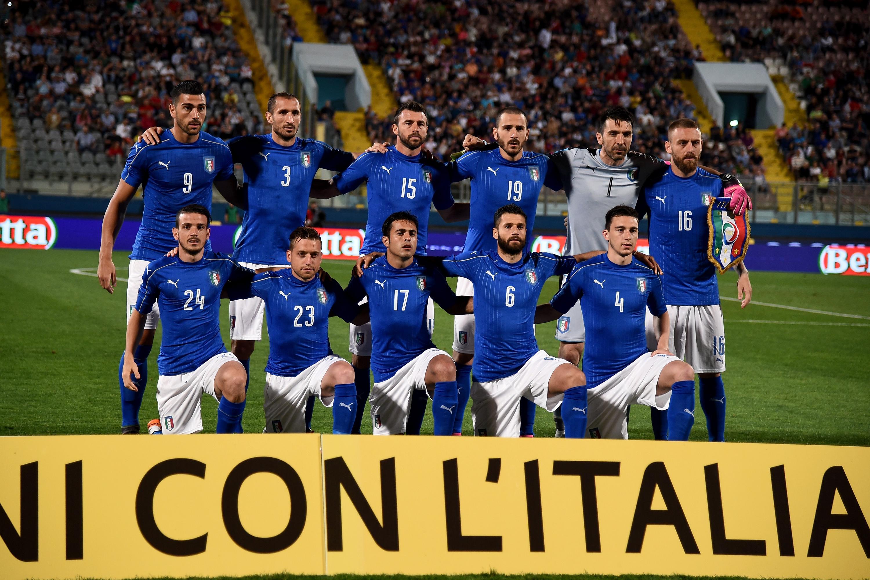 MALTA, MALTA - MAY 29: Italy pose for a photo prior to the international friendly between Italy and Scotland on May 29, 2016 in Malta, Malta. (Photo by Claudio Villa/Getty Images)