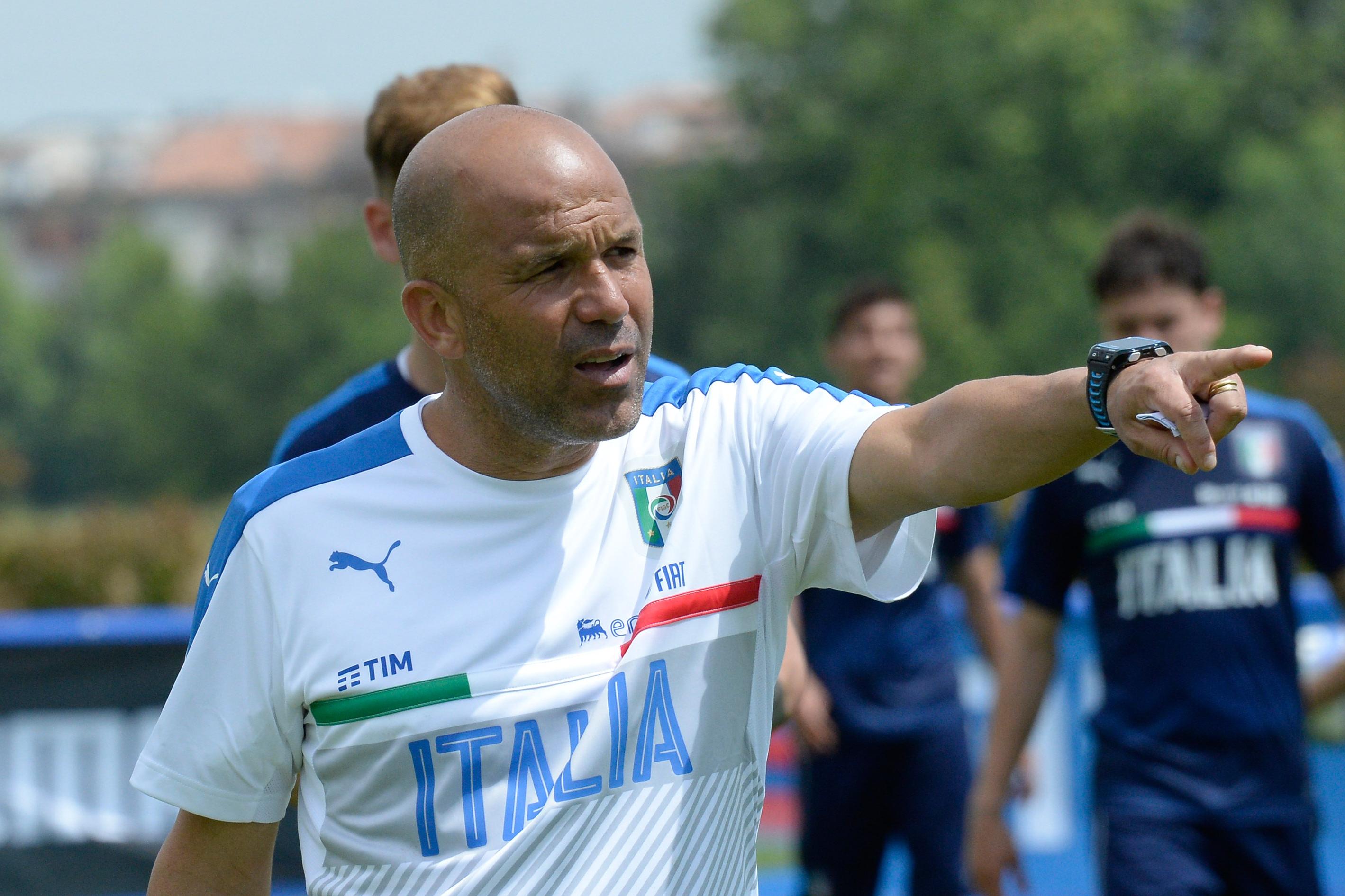 MESTRE, ITALY - MAY 30:  Luigi Di Biagio head coach of Italy U21 looks on during Training Session at stadio Comunale on May 30, 2016 in Mestre, Italy.  (Photo by Dino Panato/Getty Images)