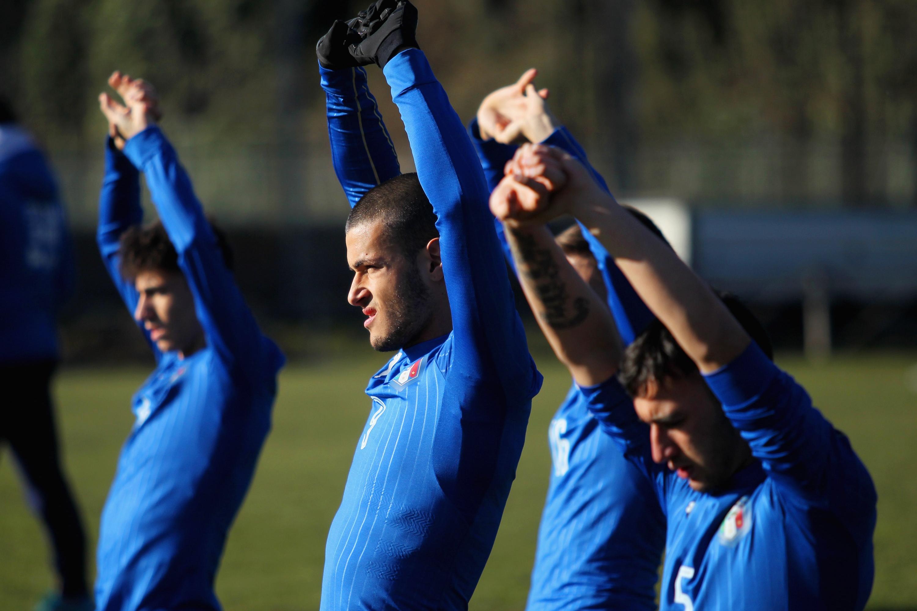 ROME, ITALY - JANUARY 11:  Italian players in action during the Italy U18 training session at Acqua Acetosa sport center on January 11, 2017 in Rome, Italy.  (Photo by Paolo Bruno/Getty Images)