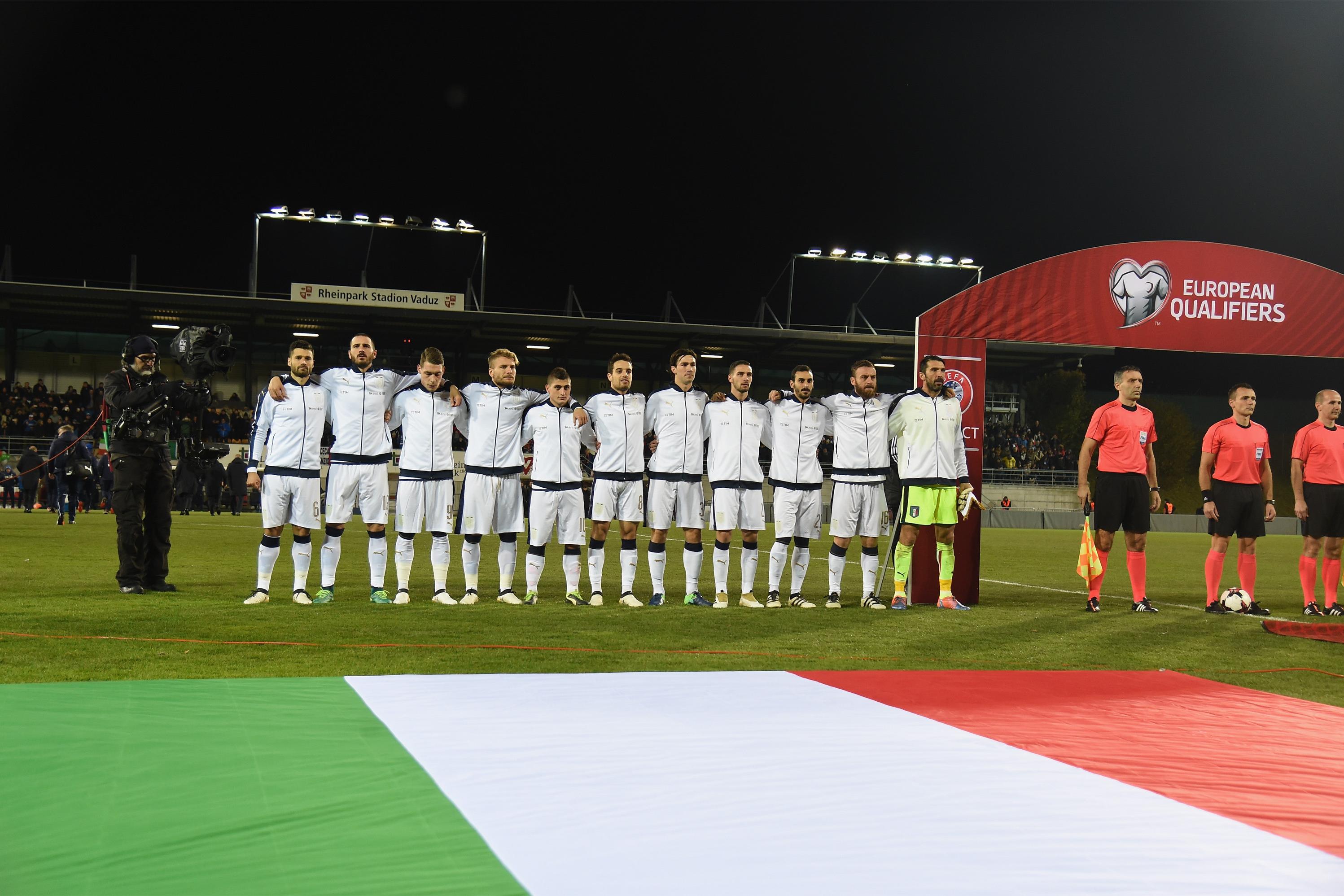 VADUZ, LIECHTENSTEIN - NOVEMBER 12:  General view of the Italy team lining up during the FIFA World Cup 2018 group G Qualifiers hymn prior to the FIFA World Cup 2018 group G Qualifiers football match between Liechtenstein and Italy at  the Rheinpark Stadion on November 12, 2016 in Vaduz,Liechtenstein .  (Photo by Claudio Villa/Getty Images)