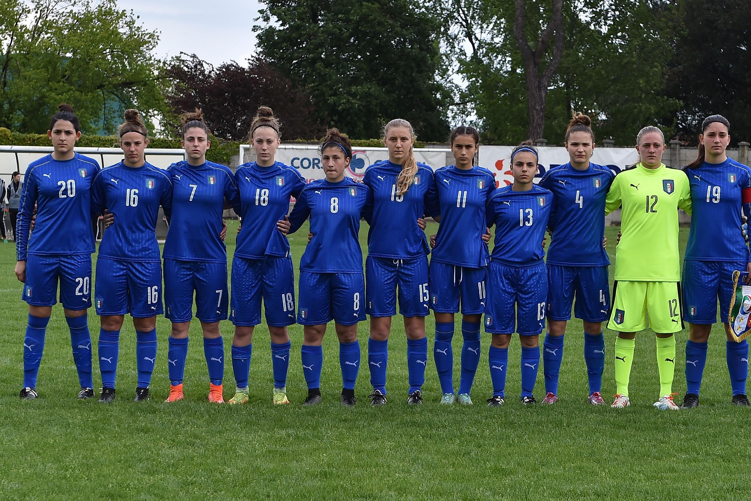 TORVISCOSA, ITALY - APRIL 28: Team of Italy U16 prior the 2nd Female Tournament \\'Delle Nazioni\\' match between Italy U16 and Belgium U16 on April 28, 2017 in Torviscosa, Italy. (Photo by Giuseppe Bellini/Getty Images)