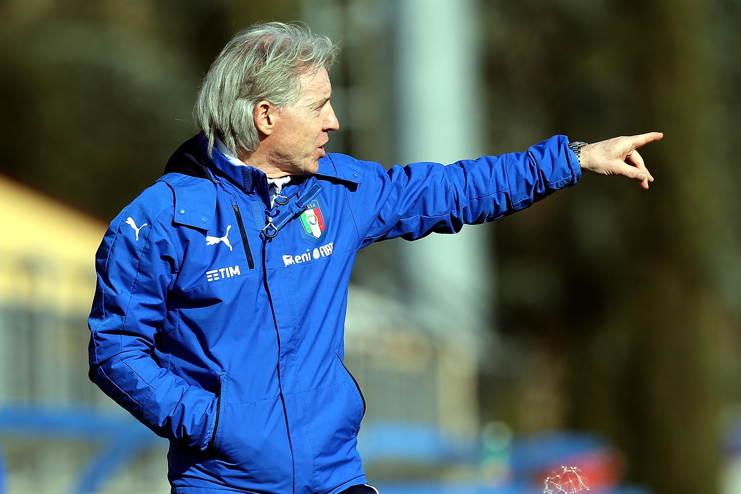 FLORENCE, ITALY - JANUARY 29: Daniele Zoratto manager of Italy U16 gestures at Coverciano on January 29, 2017 in Florence, Italy.  (Photo by Gabriele Maltinti/Getty Images)