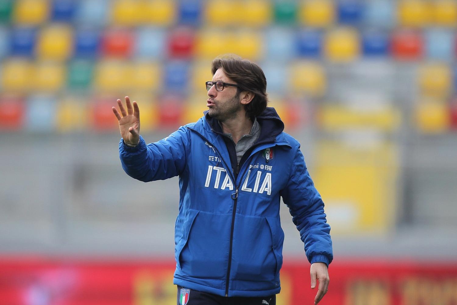 FROSINONE, ITALY - FEBRUARY 13: Italy U20 head coach Federico Guidi gestures during the friendly match between Italy U20 and Team Lega B on February 13, 2018 in Frosinone, Italy. (Photo by Paolo Bruno/Getty Images)
