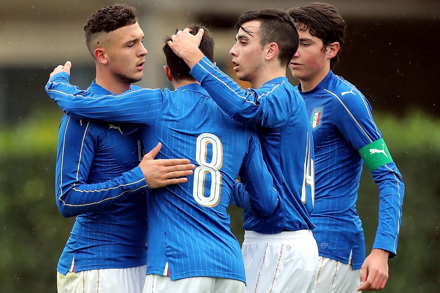 FLORENCE, ITALY - JANUARY 11: Carlo Cavallo #8 of Italy U16 celebrates after scoring a goal during \"Torneo dei Gironi\" Italian Football Federation U16 Tournament at Coverciano on January 11, 2018 in Florence, Italy.  (Photo by Gabriele Maltinti/Getty Images)