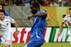 Balotelli non recupera e torna in Italia: \"Mi sento un perdente\"
