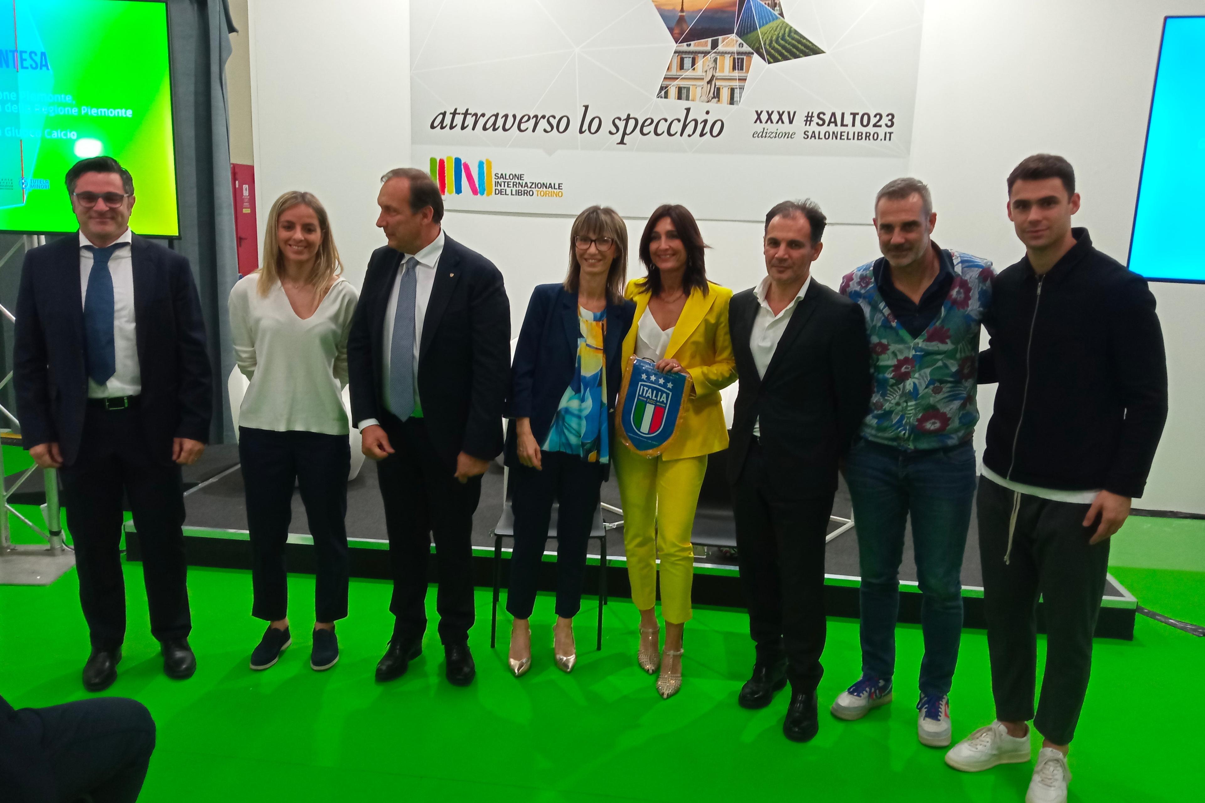 Tutela dei minori: al Salone del Libro di Torino sottoscritto il protocollo d'intesa con la Regione Piemonte