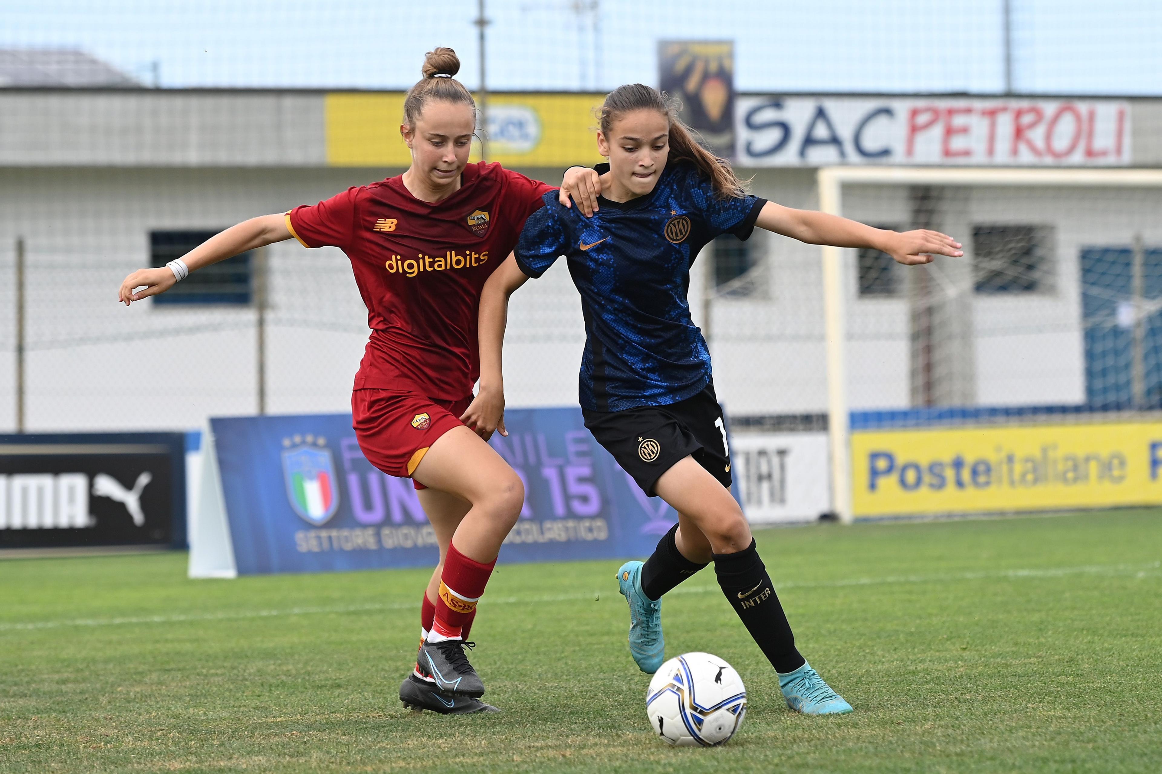 CESENA, ITALY - JUNE 29: Flaminia Positano of AS Roma competes for the ball with Sofia Verrini of FC Internazionale during the Women U15 Final Tournament match between FC Internazionale v AS Roma on June 29, 2022 in Cesena, Italy. (Photo by Alessandro Sabattini/Getty Images)