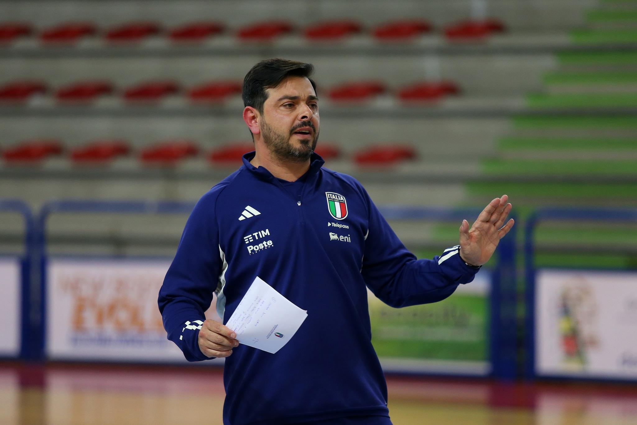 GENZANO DI ROMA, ITALY - MAY 05: Futsal Italy U17 head coach Sebastiano Giuffrida looks on during the FIGC futsal day at PalaCesaroni on May 05, 2023 in Genzano di Roma, Italy. (Photo by Paolo Bruno/Getty Images)