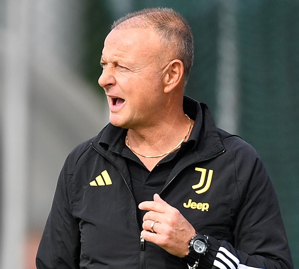 VINOVO, ITALY - OCTOBER 22: Juventus U15 head coach Marcello Benesperi reacts during the match between Juventus U15 and Torino U15 at Juventus Center Vinovo on October 22, 2023 in Vinovo, Italy. (Photo by Valerio Pennicino - Juventus FC/Juventus FC via Getty Images) *** Local Caption *** Marcello Benesperi