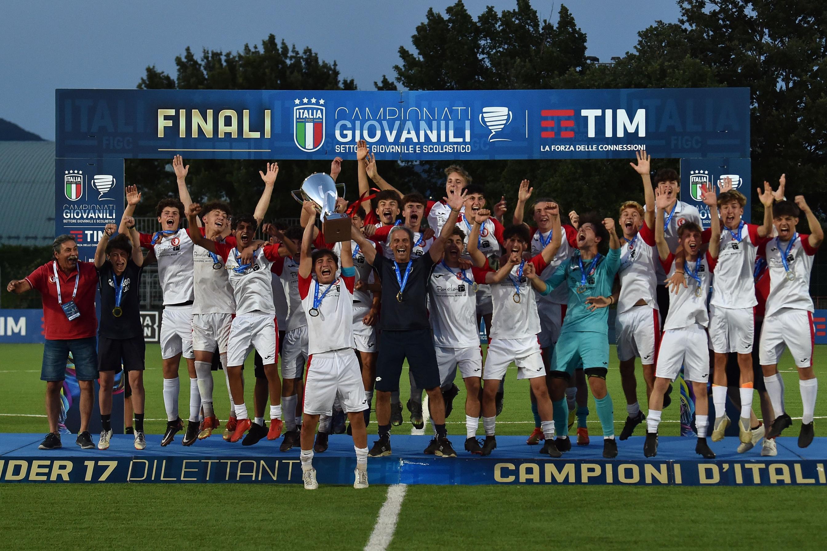 Under 17 Dilettanti, Campodarsego campione d'Italia. Conti, portiere goleador: para tre rigori e segna quello decisivo