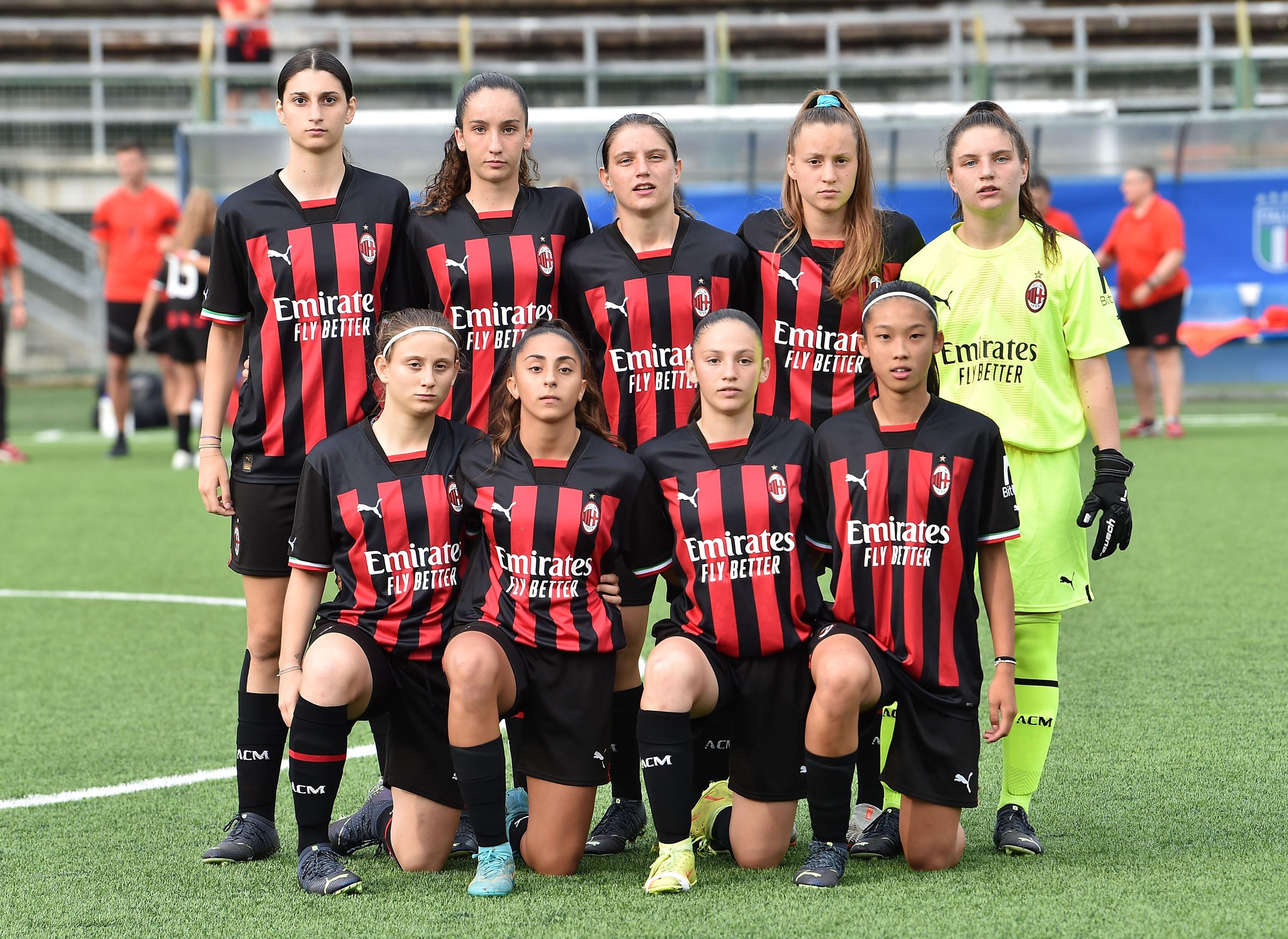 SENIGALLIA, ITALY - JUNE 30: Team of AC Milan prior the Women U15 Final match between FC Internazionale and AC Milan at Stadio Goffredo Bianchelli on June 30, 2023 in Senigallia, Italy. (Photo by Giuseppe Bellini/Getty Images)