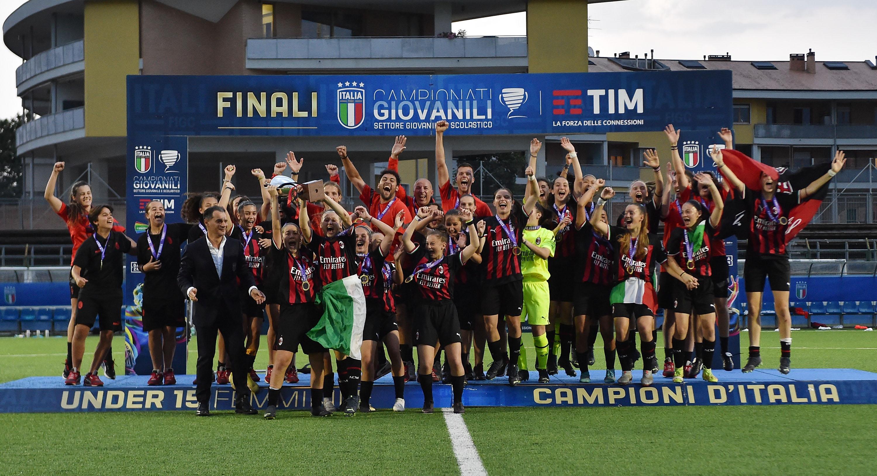 SENIGALLIA, ITALY - JUNE 30: Players of AC Milan celebrate the victory after the Women U15 Final match between FC Internazionale and AC Milan at Stadio Goffredo Bianchelli on June 30, 2023 in Senigallia, Italy. (Photo by Giuseppe Bellini/Getty Images)