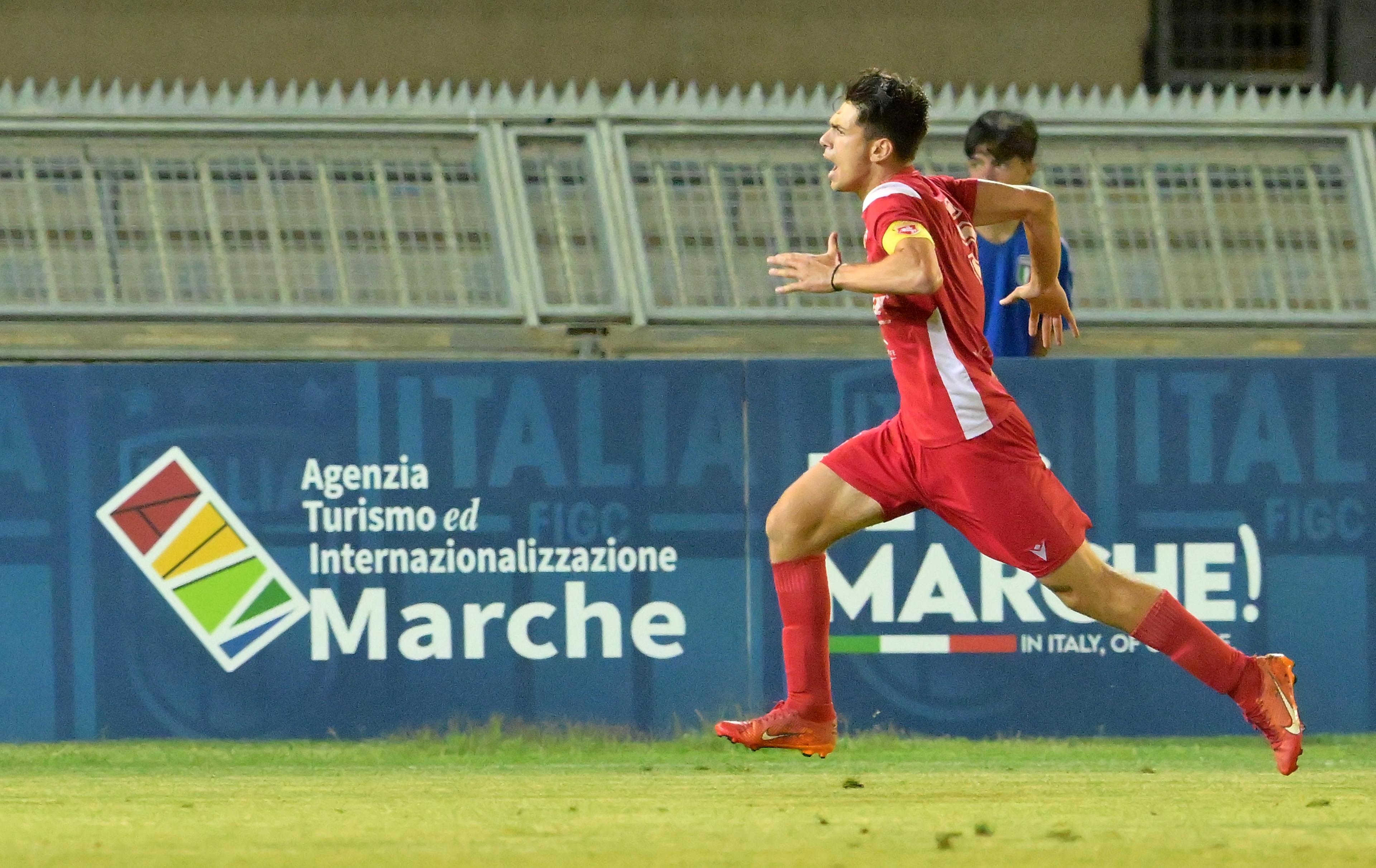 SAN BENEDETTO DEL TRONTO, ITALY - JUNE 16: Lorenzo Galeotti of Ancona celebrates after scoring goal 2-1 during the U17 Serie C Semi-final match between Ancona and Avellino at Stadio Riviera delle Palme on June 16, 2024 in San Benedetto del Tronto, Italy. (Photo by Giuseppe Bellini/Getty Images)