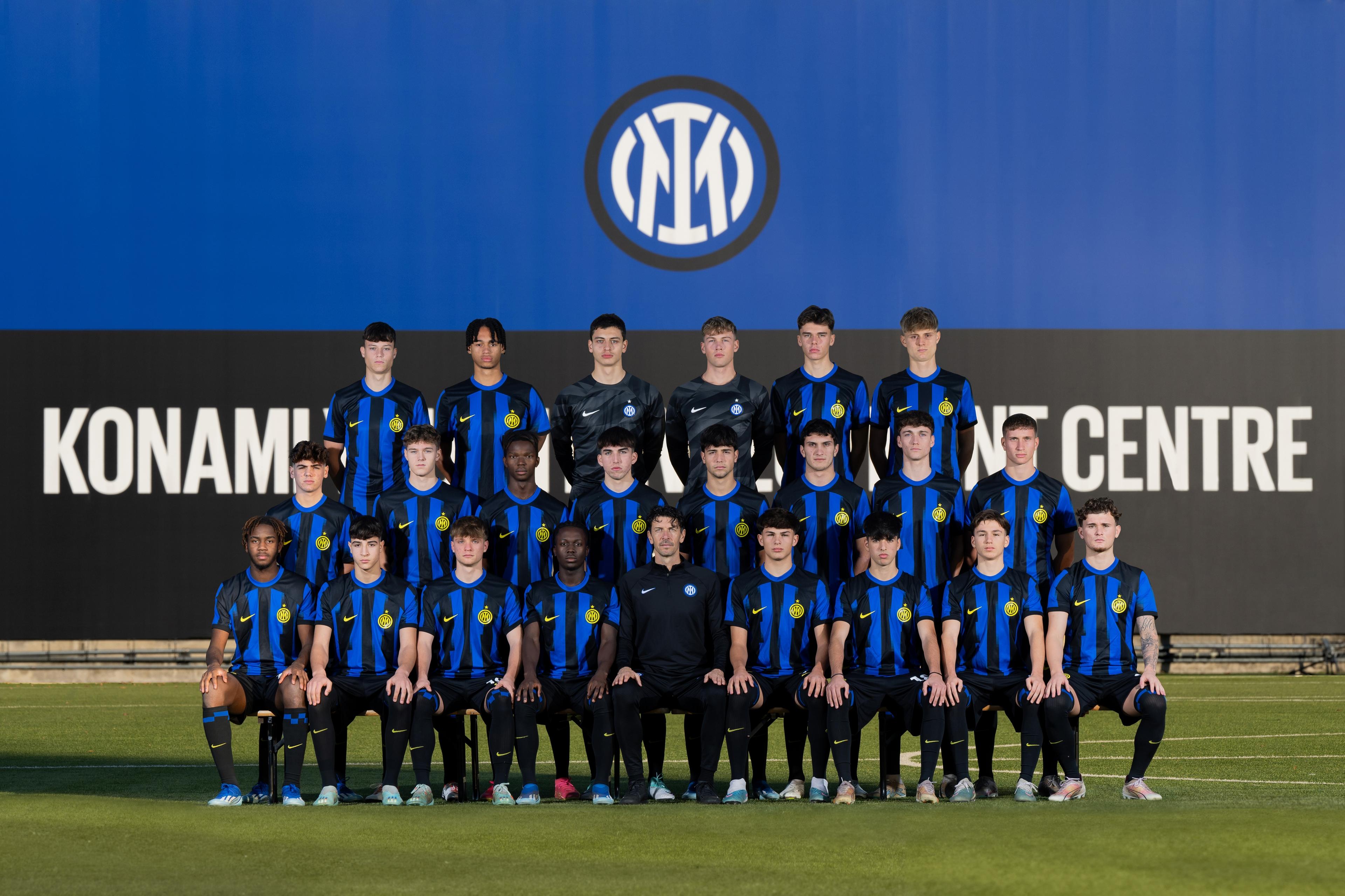 MILAN, ITALY - NOVEMBER 23: Team of FC Internazionale U18 pose for a team picture at Konami Youth Development Center in memory of Giacinto Facchetti on November 23, 2023 in Milan, Italy. (Photo by Mattia Pistoia - Inter/Inter via Getty Images)