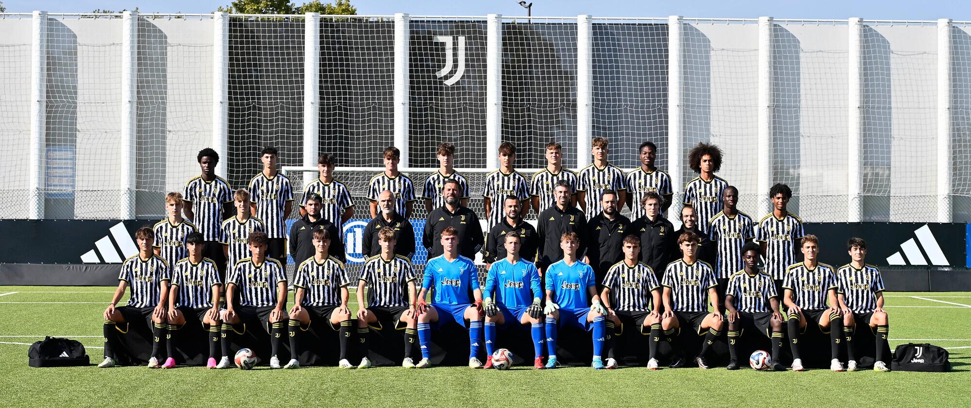 VINOVO, ITALY - SEPTEMBER 28: Juventus U17 Team Photo during the Juventus U17 Team Photo & Training Session at Juventus Center Vinovo on September 28, 2023 in Vinovo, Italy. (Photo by Stefano Guidi/Juventus FC via Getty Images)