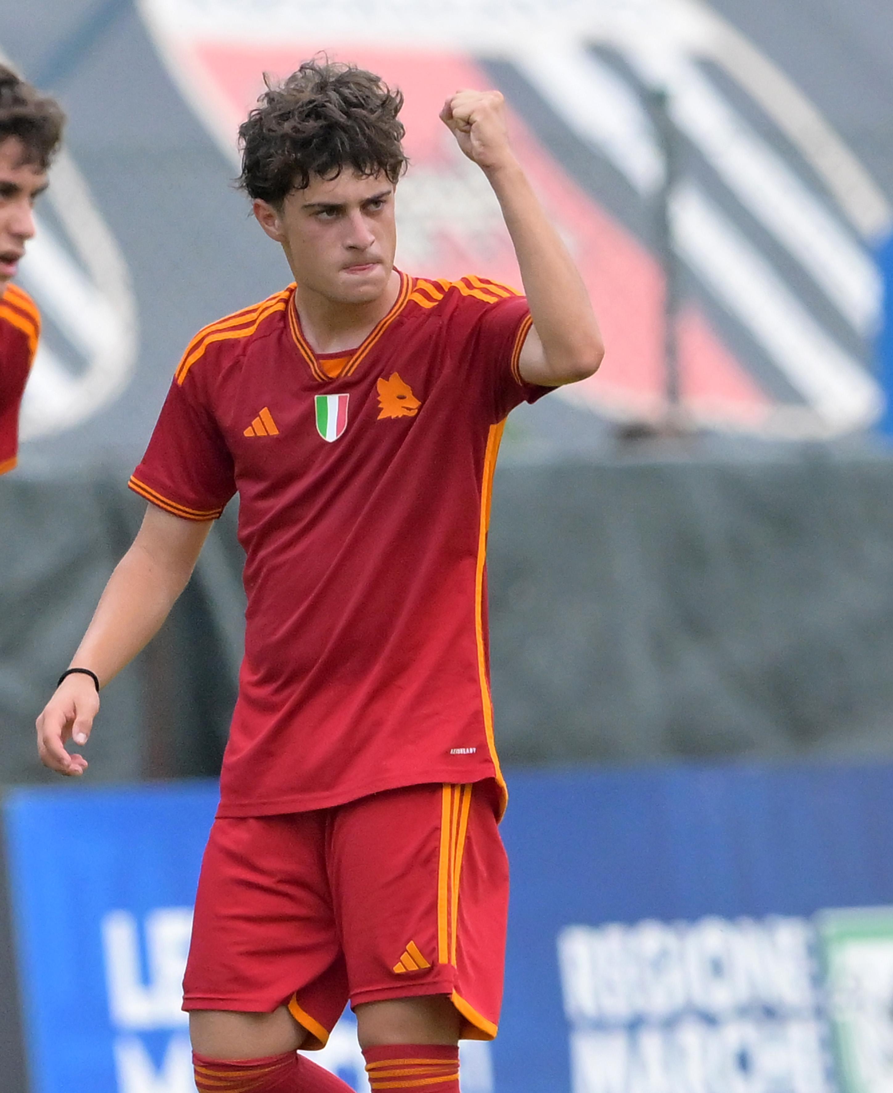 ASCOLI PICENO, ITALY - JUNE 21: Samuele Belmonte of AS Roma celebrates after scoring goal 0-2 during the Serie A & B U17 Final match between AS Roma and Empoli FC at Stadio Cino e Lillo Del Duca on June 21, 2024 in Ascoli Piceno, Italy. (Photo by Giuseppe Bellini/Getty Images)