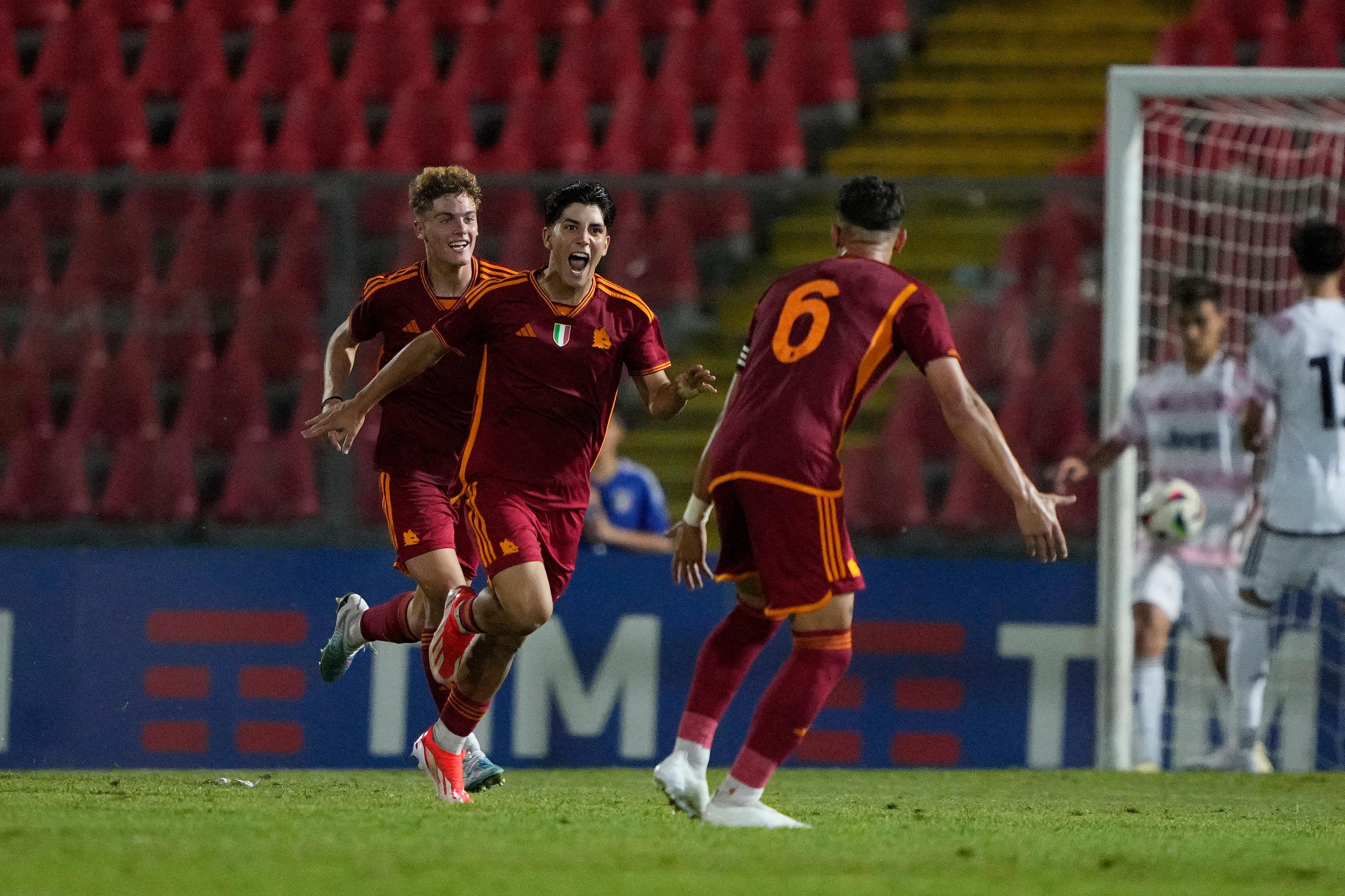 ANCONA, ITALY - JUNE 19: Cristian Cama of AS Roma U17 celebrate after scoring a goal during the Serie A & B U17 Semi-final match between AS Roma and Juventus at Del Conero Stadium on June 19, 2024 in Ancona, Italy. (Photo by Danilo Di Giovanni/Getty Images)