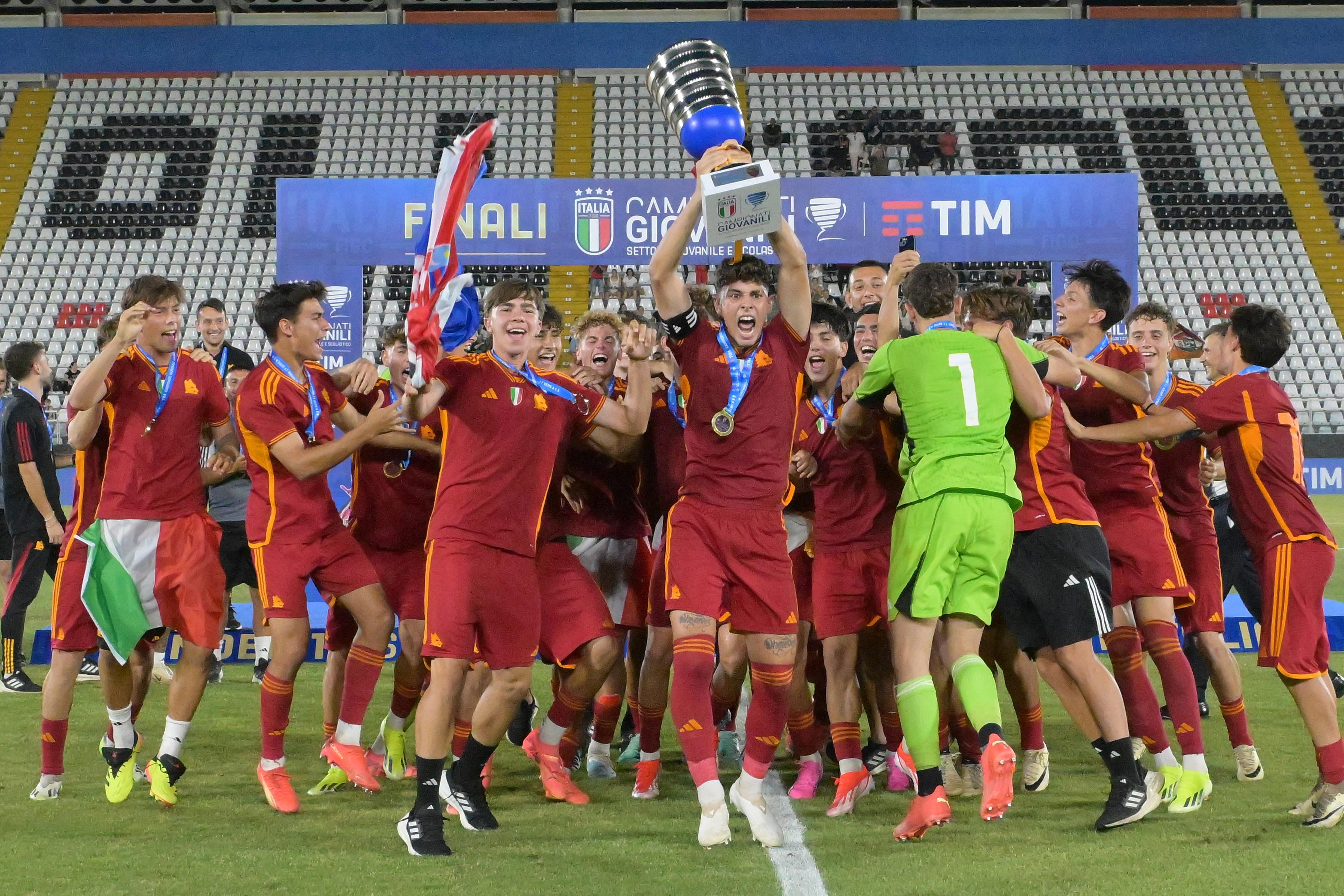 Under 17 Serie A e B, dinastia Roma, secondo scudetto di fila, Empoli ko 3-1. Falsini: \"I ragazzi sono la mia famiglia allargata\"
