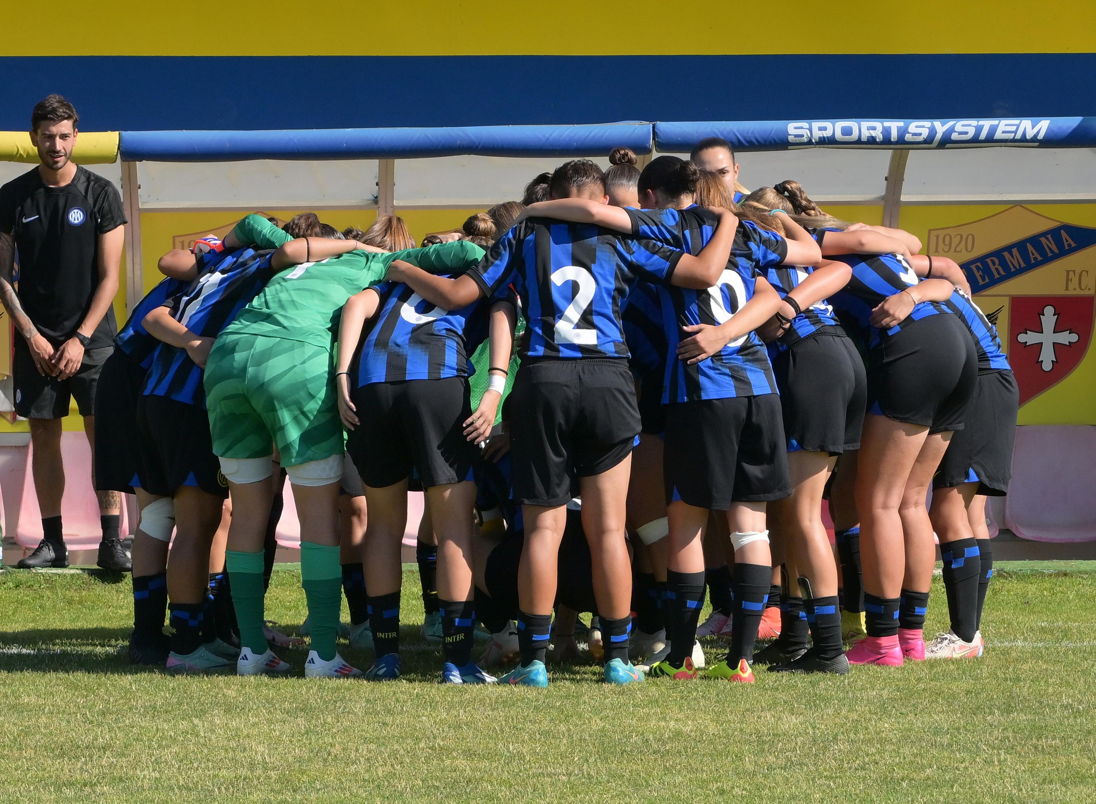 FERMO, ITALY - JUNE 28: Team of FC Internazionale prior the U17 Women Semi-final match between FC Internazionale and AS Roma at Stadio Bruno Recchioni on June 28, 2024 in Fermo, Italy. (Photo by Giuseppe Bellini/Getty Images)