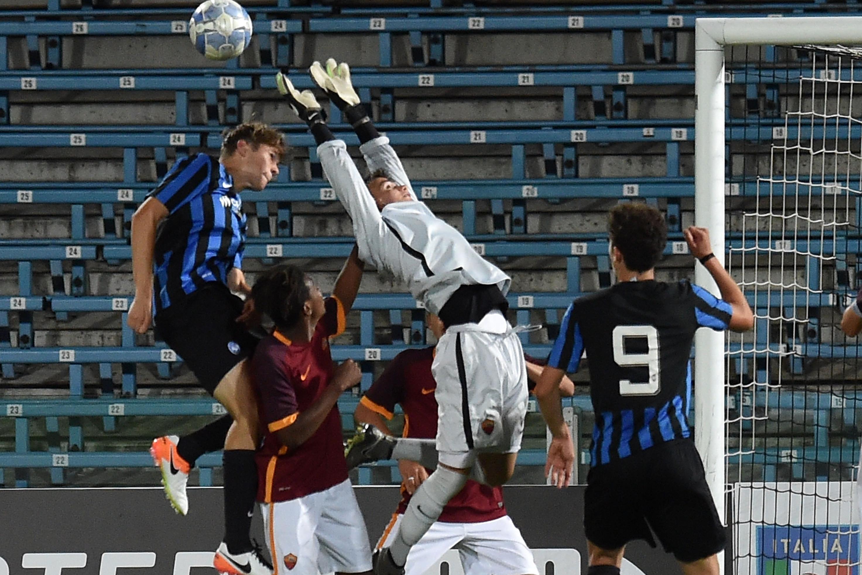 CESENA, ITALY - JUNE 28:  Photo Giuseppe Bellini-Getty Images Finale U15 Professionisti between AS Roma and Atalanta Bergamasca Calcio at Dino Manuzzi Stadium on June 28, 2016 in Cesena, Italy.  (Photo by Giuseppe Bellini/Getty Images)