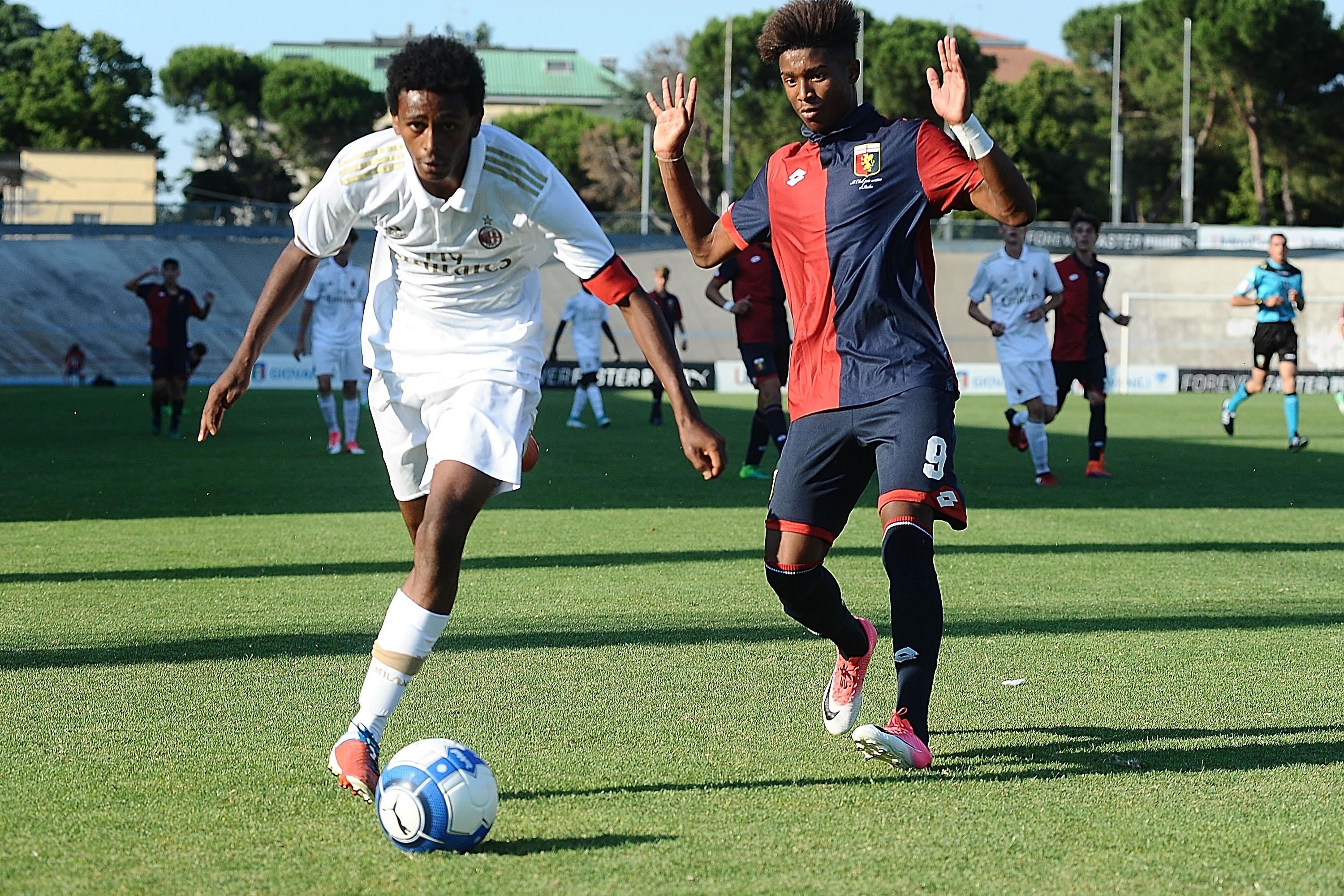 FORLI, ITALY - JUNE 20: Daniel Culotta of AC Milan in action during the U16 Serie A Semifinal match between Ac Milan and Genoa CFC on June 20, 2017 in Forli, Italy. (Photo by Mario Carlini / Iguana Press/Getty Images) *** Local Caption *** Daniel Culotta