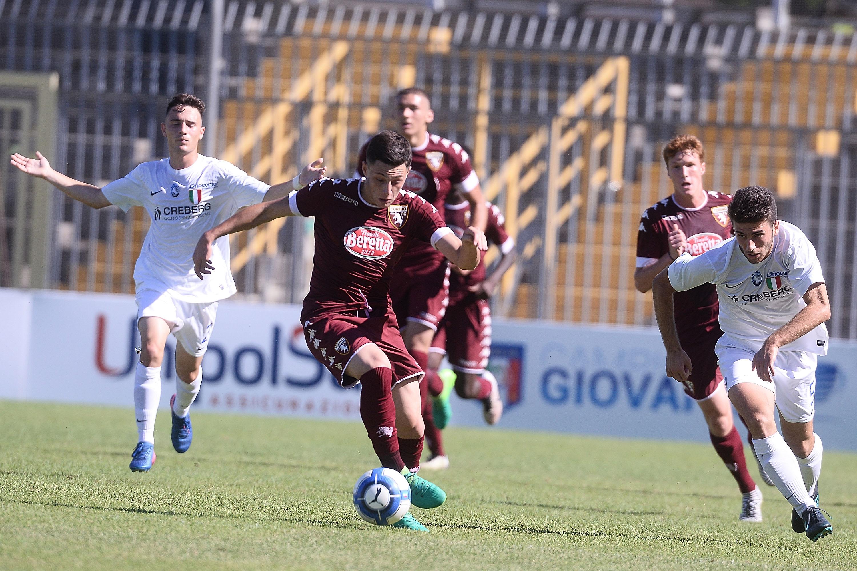 RAVENNA, ITALY - JUNE 18: Fabio Gonella of Torino FC in action during the U17 Serie A Semifinal match between Atalanta BC and Torino FC on June 18, 2017 in Ravenna, Italy.  (Photo by Mario Carlini / Iguana Press/Getty Images) *** Local Caption *** Fabio Gonella