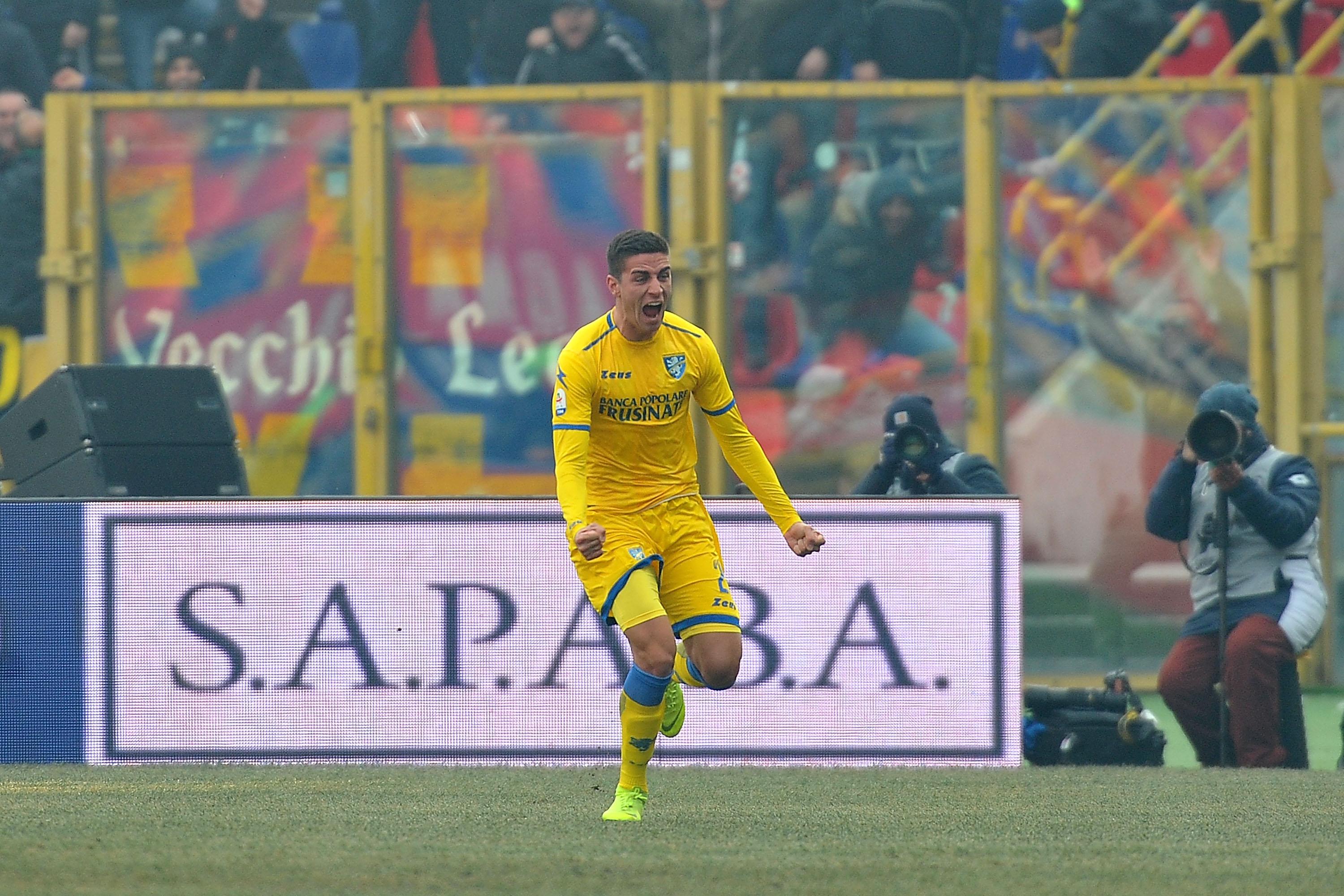 BOLOGNA, ITALY - JANUARY 27:  Paolo Ghiglione of Frosinone Calcio celebrates after scoring the opening goal during the Serie A match between Bologna FC and Frosinone Calcio at Stadio Renato Dall\\'Ara on January 27, 2019 in Bologna, Italy.  (Photo by Mario Carlini / Iguana Press/Getty Images)